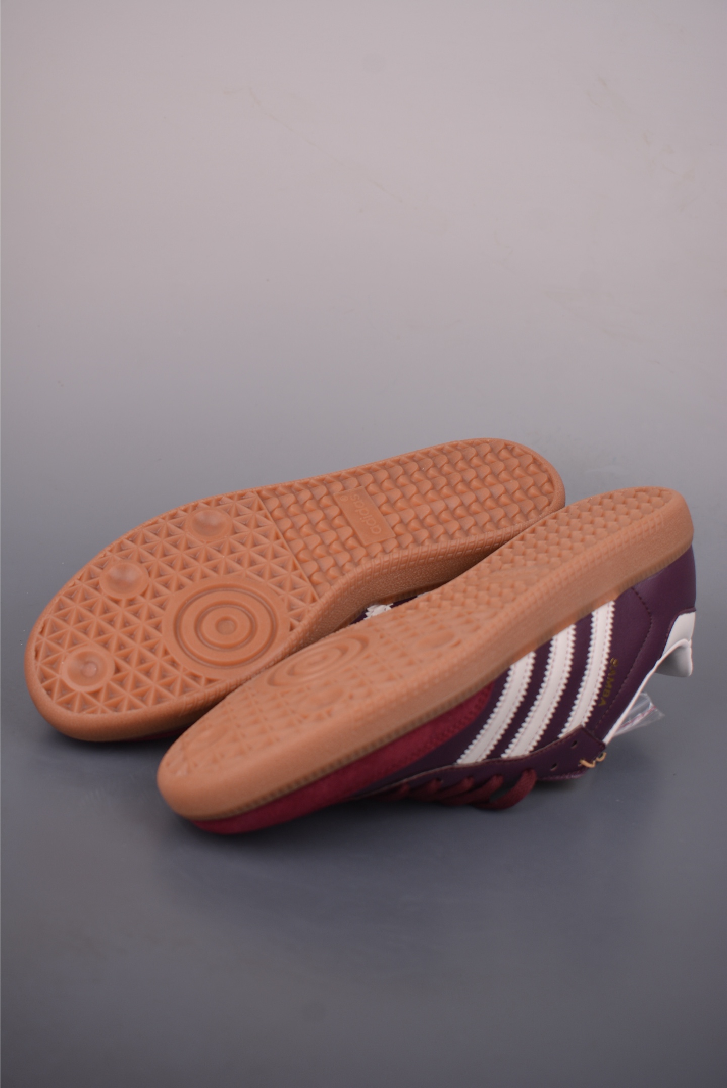 140 Adidas三叶草SAMBA 休闲板鞋 ID0477