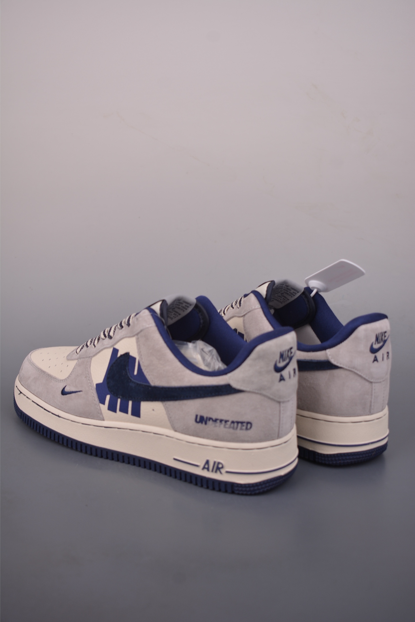 Nike Air Force 1 Low UN联名 FV3694-113