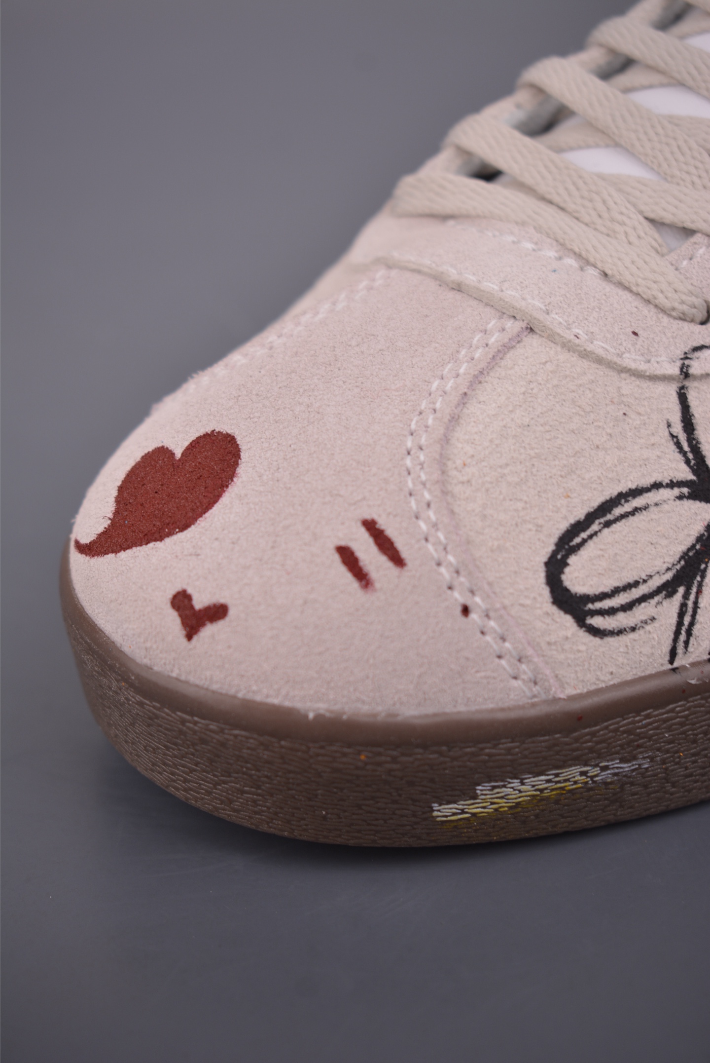 adidas VI Court CLASSIC 三叶草休闲复古运动板鞋 HQ1802