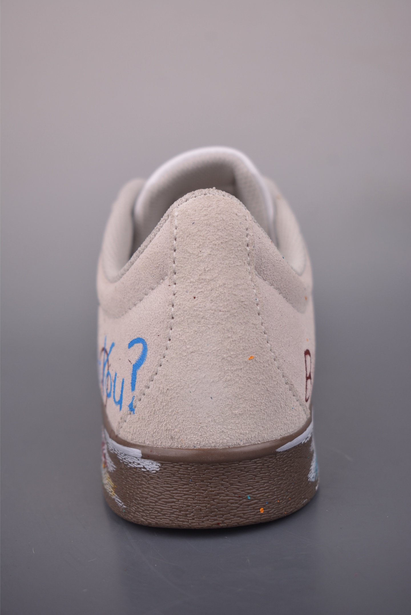 adidas VI Court CLASSIC 三叶草休闲复古运动板鞋 HQ1802
