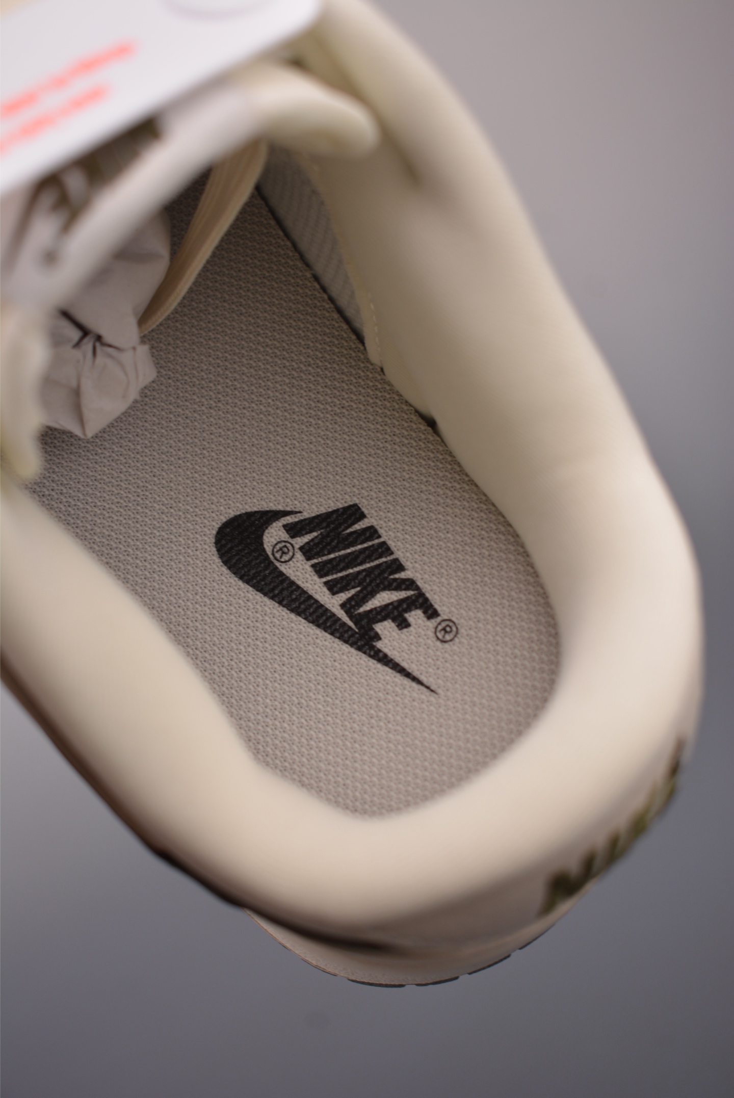 Nike SB Dunk Low 哭脸联名 TX1688-024