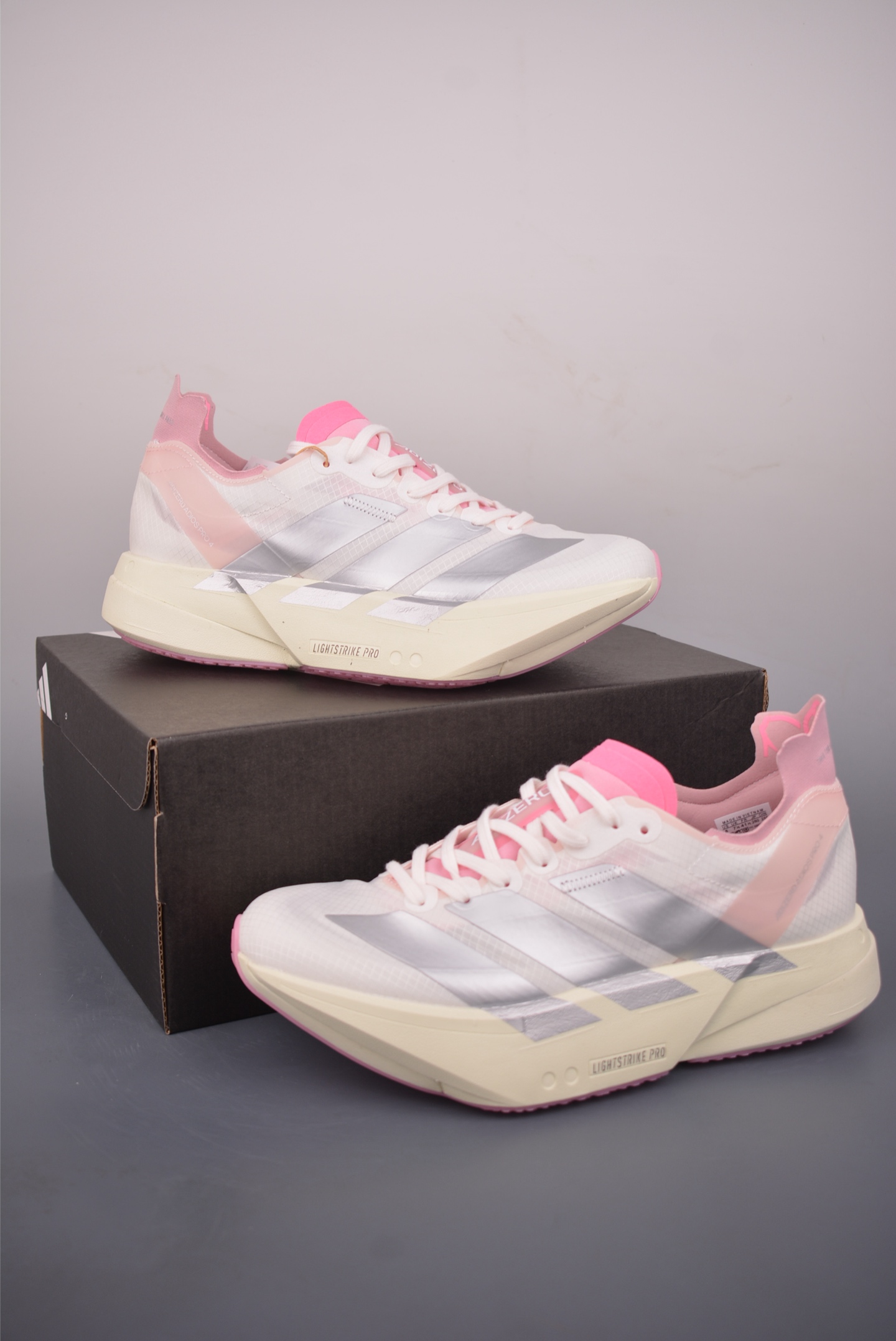 Adidas Adizero Adios PRO 4M 阿迪超轻透气缓震跑鞋 JQ4445-High Quatity Cheap Brand wholesale wholesaler seller Clothes Bags handbags Sneakers Top Fashion Clothing Shoes from China Factory Chinese suppliers best Quality Beautiful Price Adidas Adizero Adios PRO 4M 阿迪超轻透气缓震跑鞋 JQ4445
