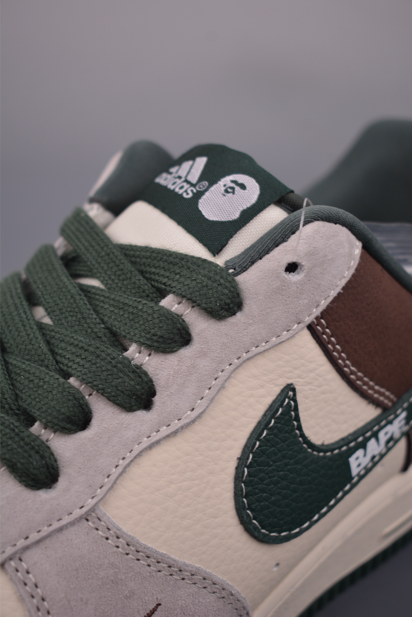 Nike Air Force 1 Low 猿人头联名 SS1979-022-High Quatity Cheap Brand wholesale wholesaler seller Clothes Bags handbags Sneakers Top Fashion Clothing Shoes from China Factory Chinese suppliers best Quality Beautiful Price Nike Air Force 1 Low 猿人头联名 SS1979-022