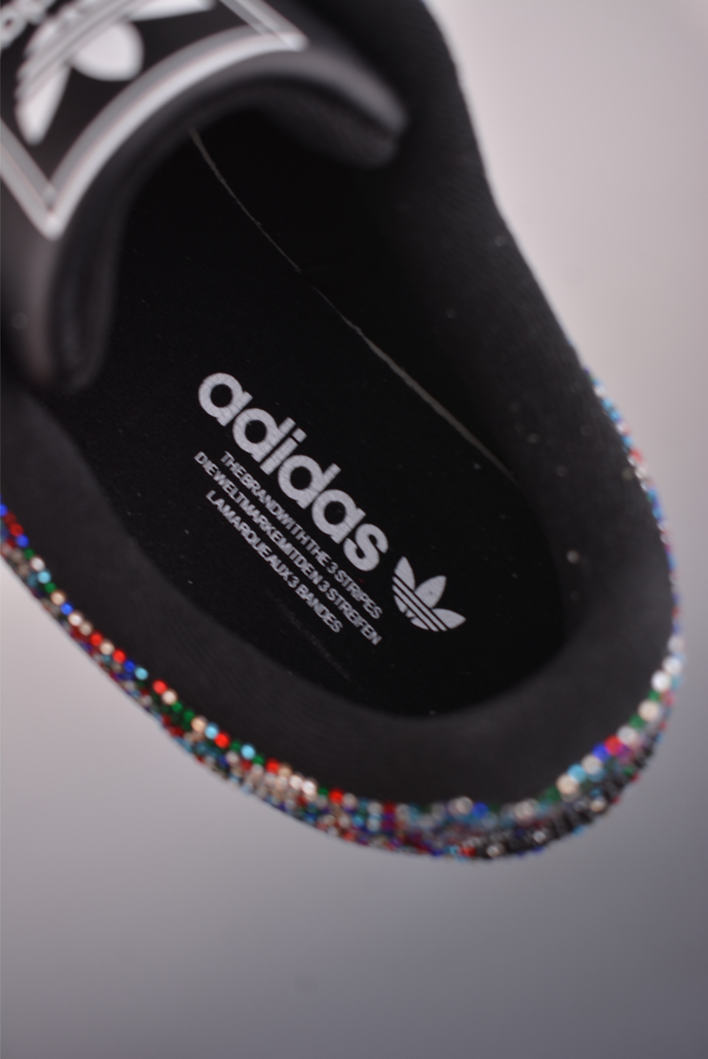 Adidas Originals Superstar 满钻 2026全新版本 贝壳头 IH4203-High Quatity Cheap Brand wholesale wholesaler seller Clothes Bags handbags Sneakers Top Fashion Clothing Shoes from China Factory Chinese suppliers best Quality Beautiful Price Adidas Originals Superstar 满钻 2026全新版本 贝壳头 IH4203
