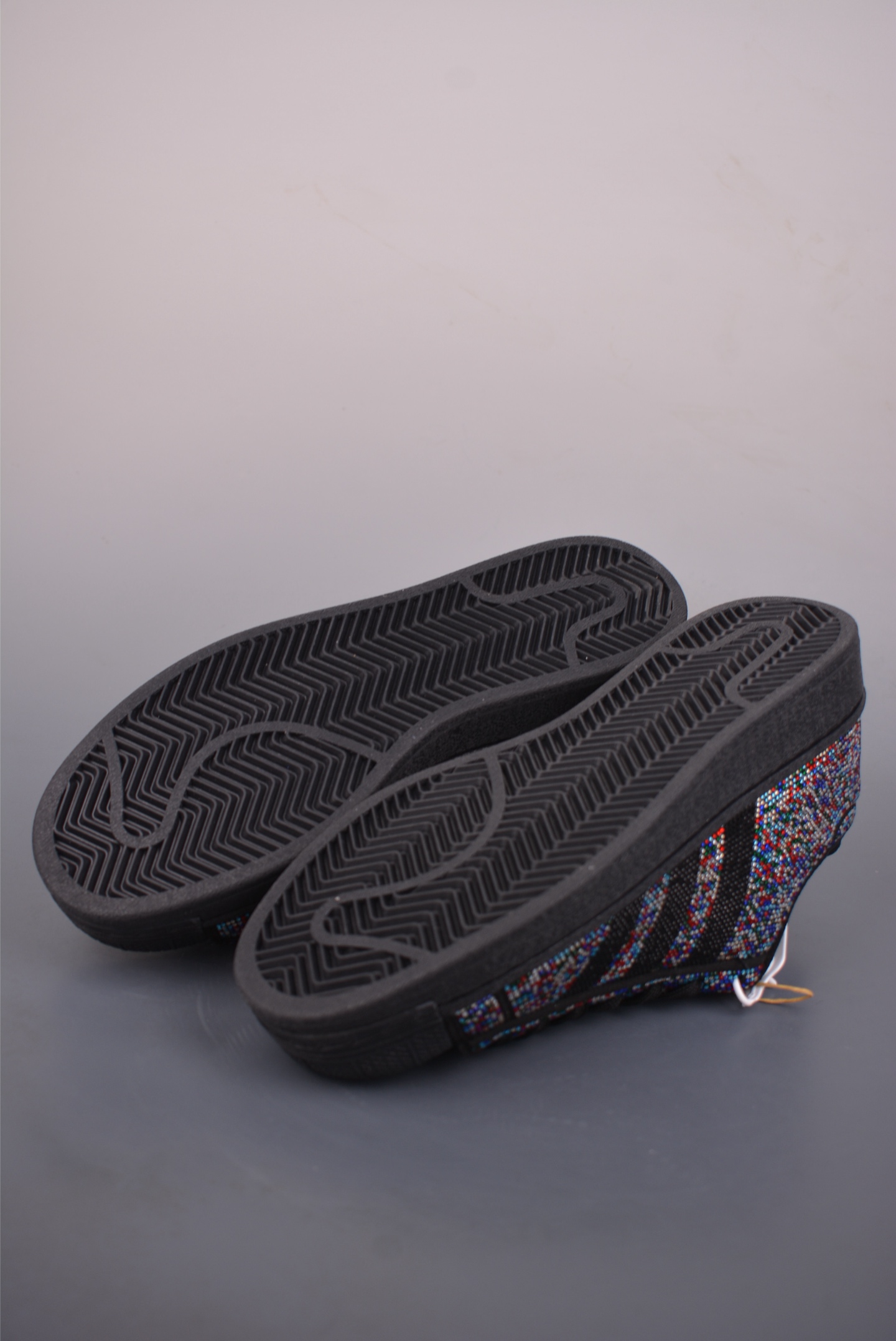 Adidas Originals Superstar 满钻 2026全新版本 贝壳头 IH4203-High Quatity Cheap Brand wholesale wholesaler seller Clothes Bags handbags Sneakers Top Fashion Clothing Shoes from China Factory Chinese suppliers best Quality Beautiful Price Adidas Originals Superstar 满钻 2026全新版本 贝壳头 IH4203