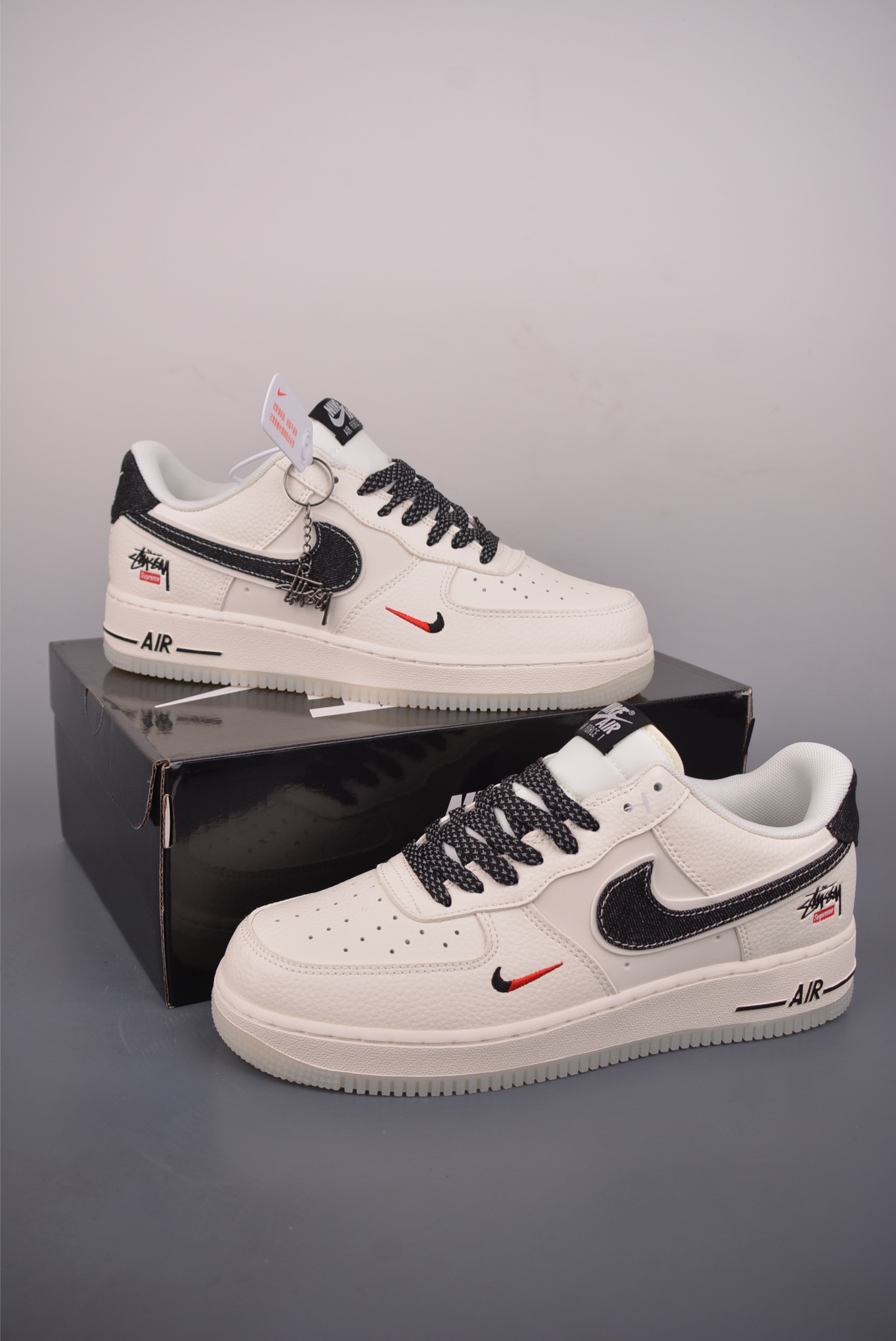 Nike Air Force 1 Low 斯图西联名 DN9688-105