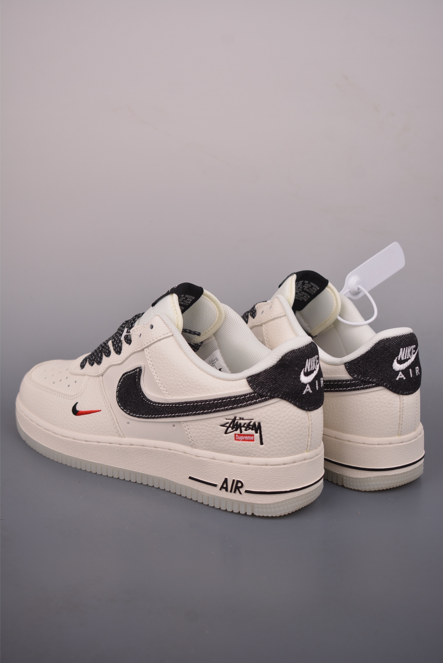 Nike Air Force 1 Low 斯图西联名 DN9688-105