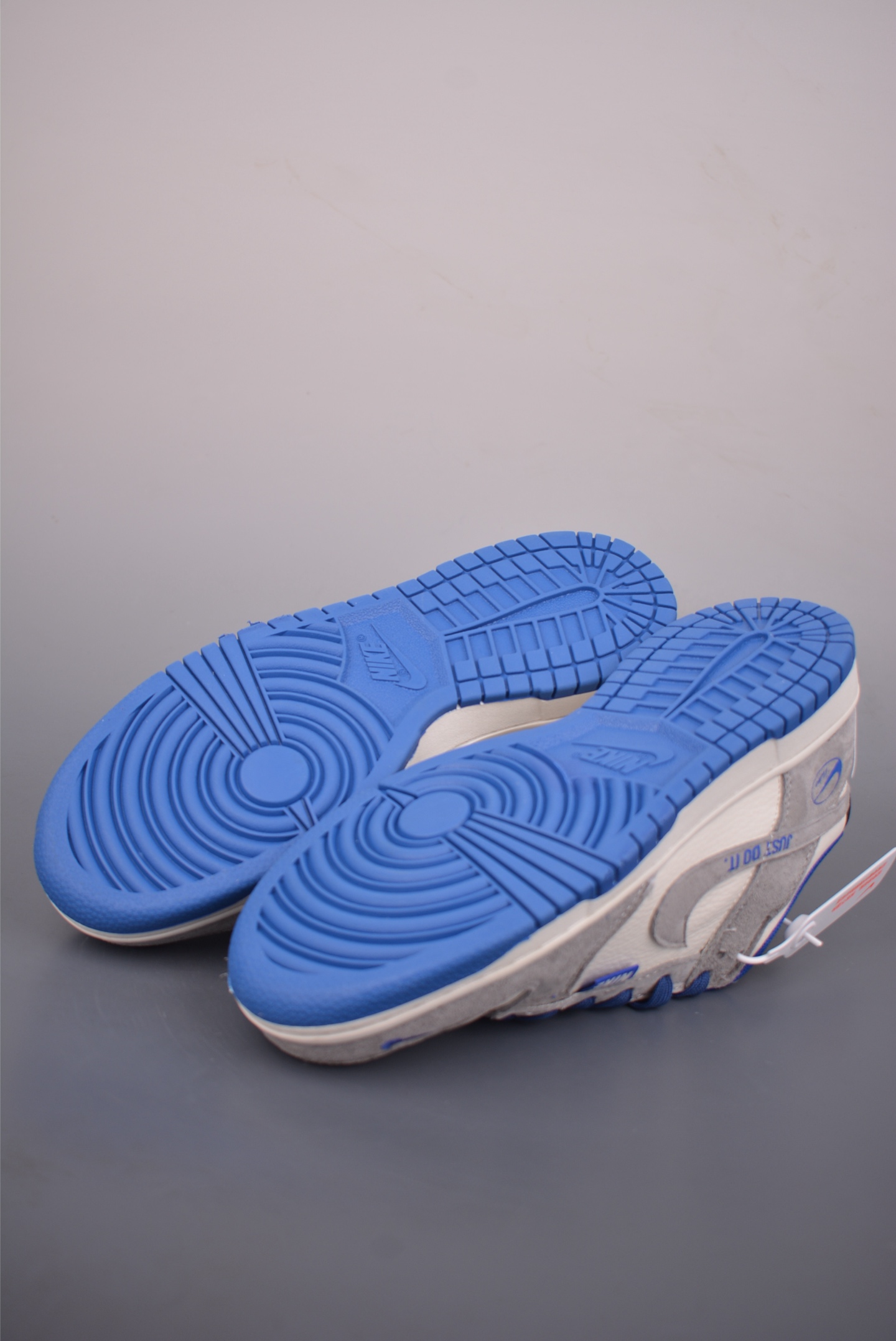 Nike SB Dunk Low Just doit联名 XZ5899-105-High Quatity Cheap Brand wholesale wholesaler seller Clothes Bags handbags Sneakers Top Fashion Clothing Shoes from China Factory Chinese suppliers best Quality Beautiful Price Nike SB Dunk Low Just doit联名 XZ5899-105