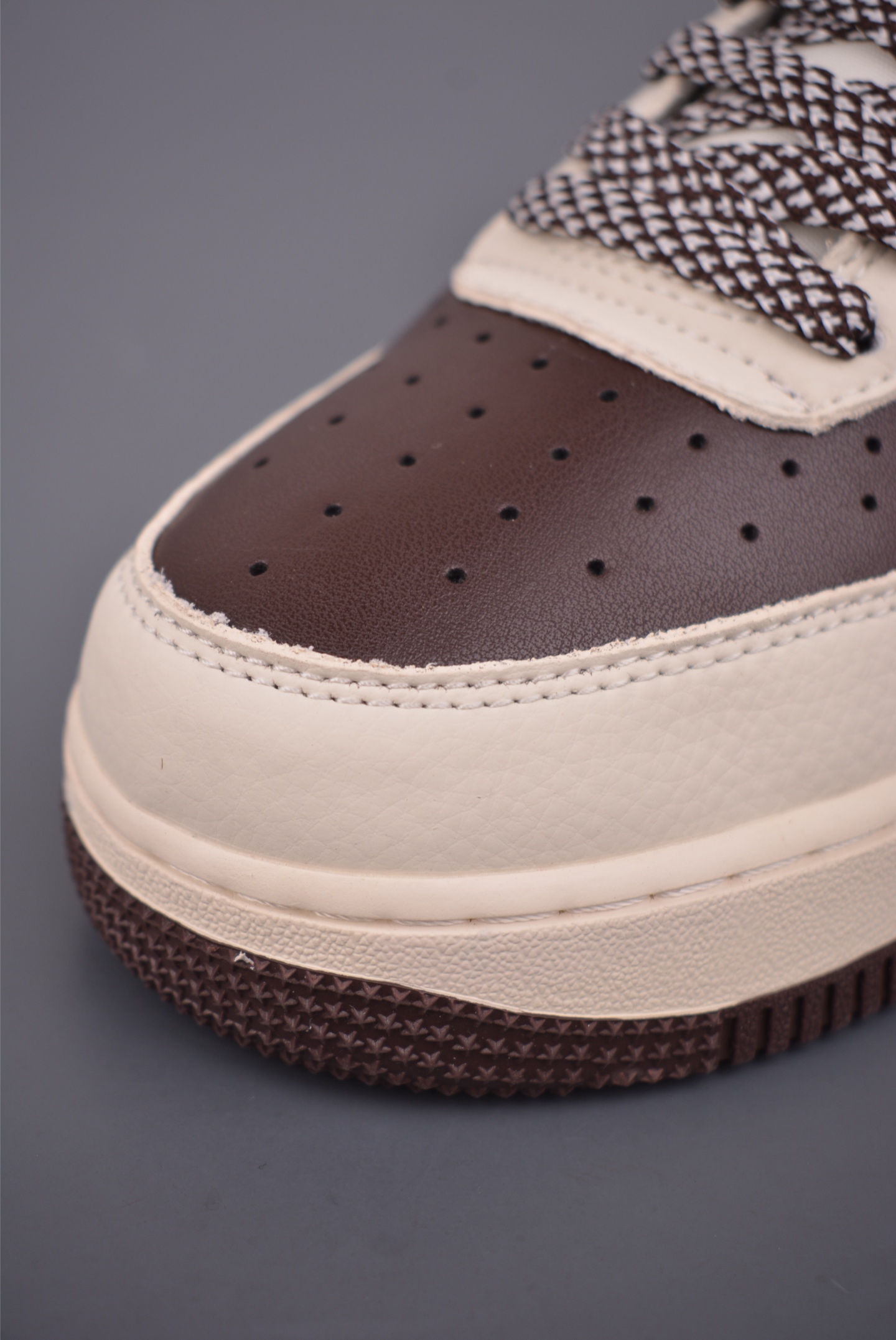 Nike Air Force 1 Low LV联名 KL1688-007-High Quatity Cheap Brand wholesale wholesaler seller Clothes Bags handbags Sneakers Top Fashion Clothing Shoes from China Factory Chinese suppliers best Quality Beautiful Price Nike Air Force 1 Low LV联名 KL1688-007