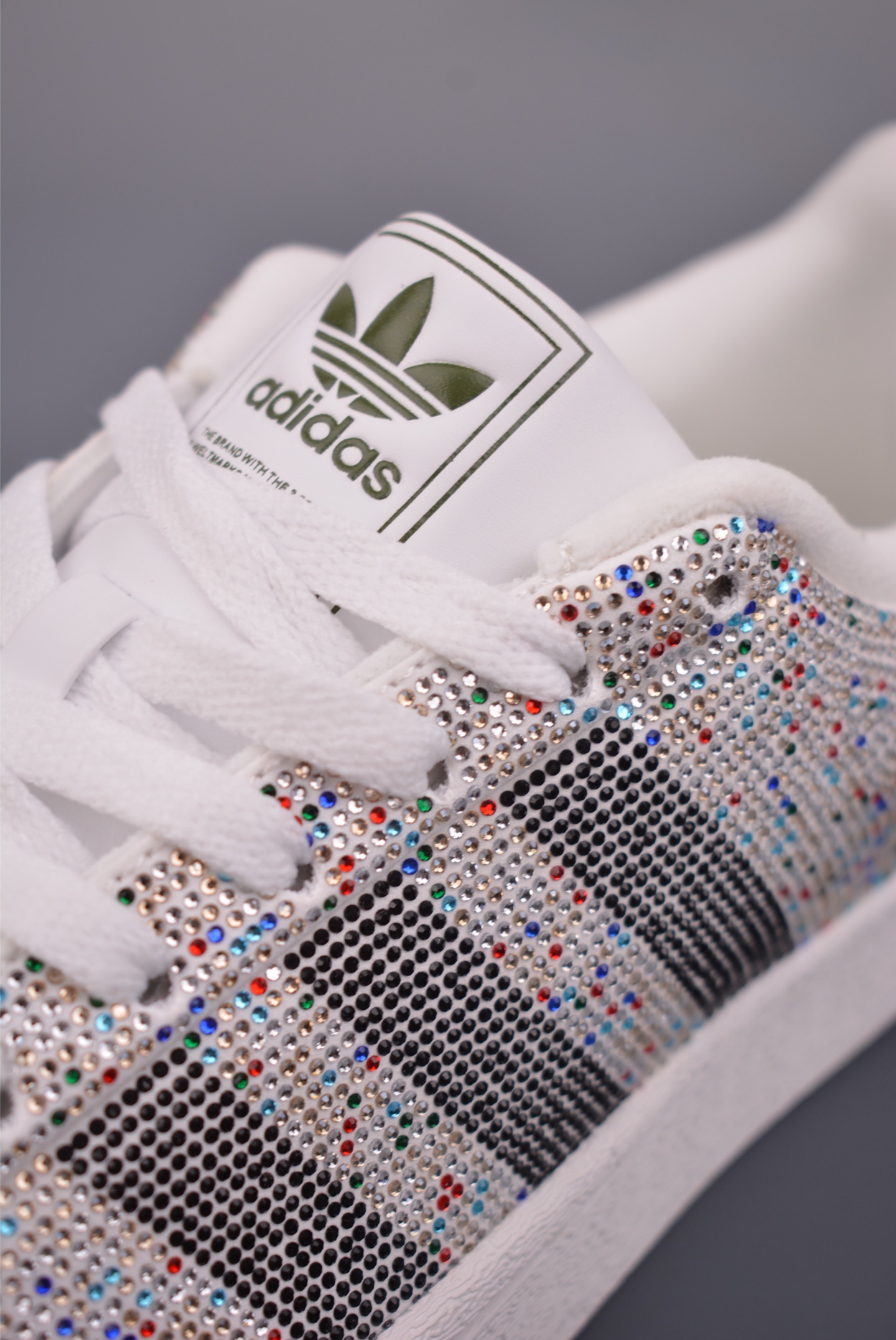 Adidas Originals Superstar 满钻 2026全新版本 贝壳头 IH4202-High Quatity Cheap Brand wholesale wholesaler seller Clothes Bags handbags Sneakers Top Fashion Clothing Shoes from China Factory Chinese suppliers best Quality Beautiful Price Adidas Originals Superstar 满钻 2026全新版本 贝壳头 IH4202