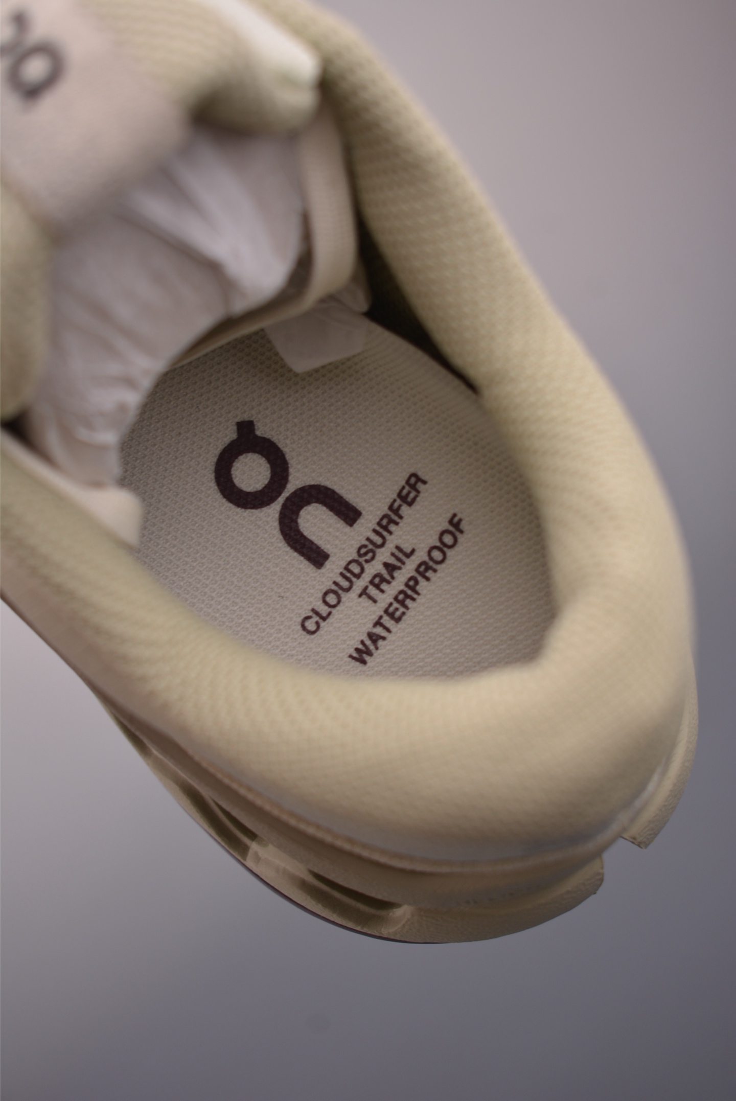 On昂跑 Cloudsurier Trail 2 WP 户外街头机能风跑步鞋 3MF301247251-High Quatity Cheap Brand wholesale wholesaler seller Clothes Bags handbags Sneakers Top Fashion Clothing Shoes from China Factory Chinese suppliers best Quality Beautiful Price On昂跑 Cloudsurier Trail 2 WP 户外街头机能风跑步鞋 3MF301247251