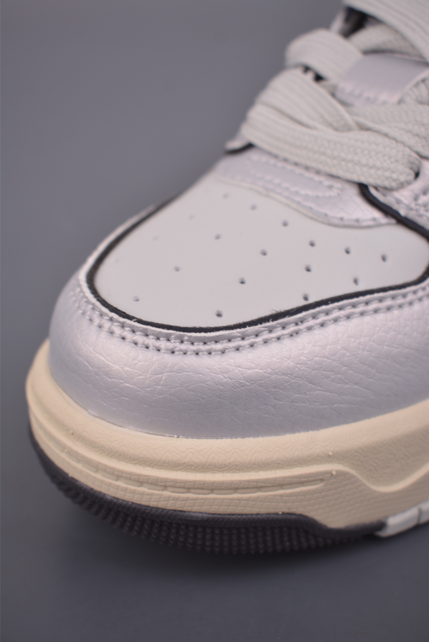 MLB CHUNKY CURVE LINER 纽约洋基队 潮流时尚厚底运动鞋 3ASXM096N-High Quatity Cheap Brand wholesale wholesaler seller Clothes Bags handbags Sneakers Top Fashion Clothing Shoes from China Factory Chinese suppliers best Quality Beautiful Price MLB CHUNKY CURVE LINER 纽约洋基队 潮流时尚厚底运动鞋 3ASXM096N