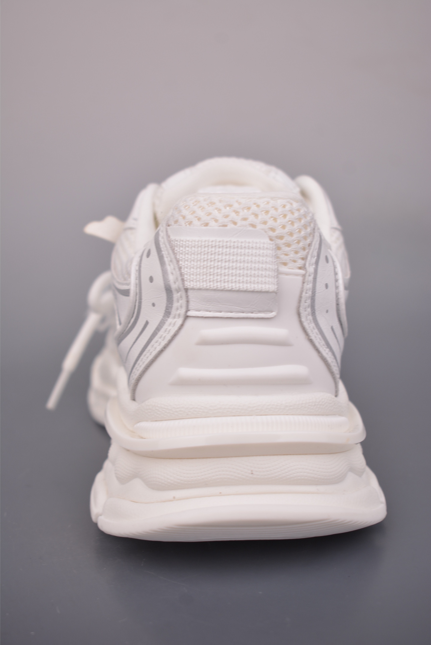 GG-CC GG-CC Chunky Low 厚底增高运动老爹鞋 G25X8557B-High Quatity Cheap Brand wholesale wholesaler seller Clothes Bags handbags Sneakers Top Fashion Clothing Shoes from China Factory Chinese suppliers best Quality Beautiful Price GG-CC GG-CC Chunky Low 厚底增高运动老爹鞋 G25X8557B