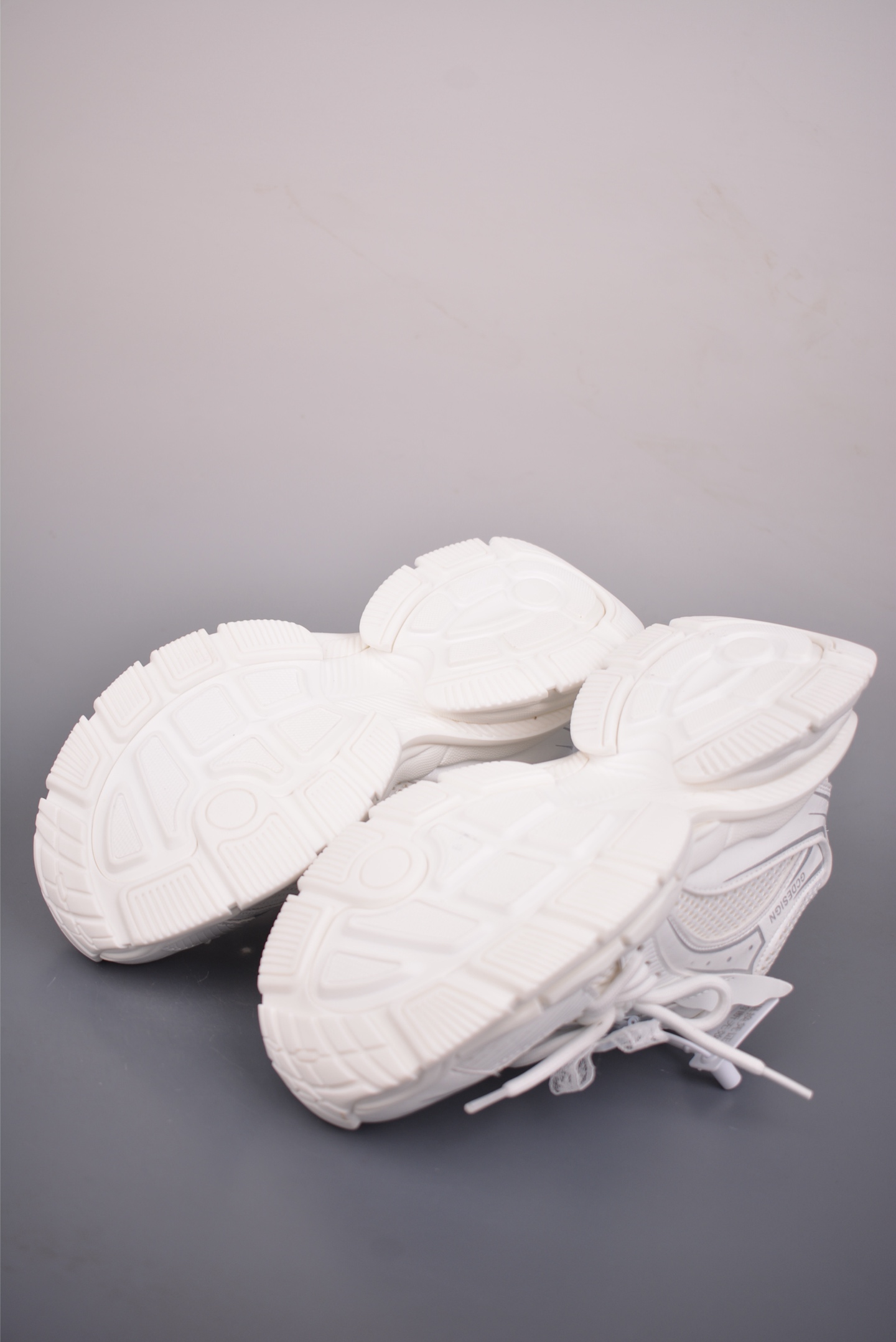 GG-CC GG-CC Chunky Low 厚底增高运动老爹鞋 G25X8557B-High Quatity Cheap Brand wholesale wholesaler seller Clothes Bags handbags Sneakers Top Fashion Clothing Shoes from China Factory Chinese suppliers best Quality Beautiful Price GG-CC GG-CC Chunky Low 厚底增高运动老爹鞋 G25X8557B