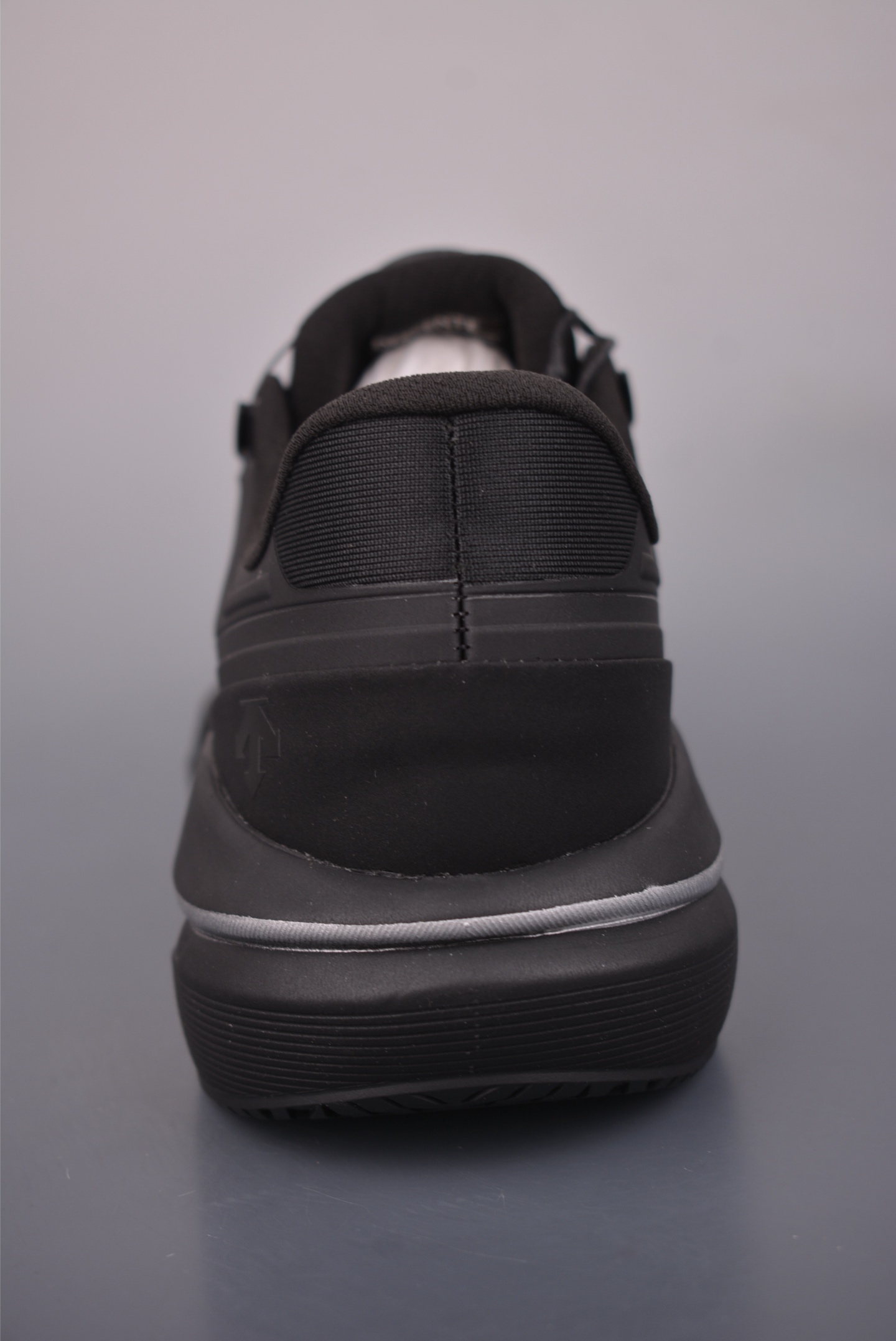 迪桑特LAVITATE GTX 轻盈缓震透气 时尚休闲运动覆盖防水男子越野跑鞋 D5331RRN11-High Quatity Cheap Brand wholesale wholesaler seller Clothes Bags handbags Sneakers Top Fashion Clothing Shoes from China Factory Chinese suppliers best Quality Beautiful Price 迪桑特LAVITATE GTX 轻盈缓震透气 时尚休闲运动覆盖防水男子越野跑鞋 D5331RRN11