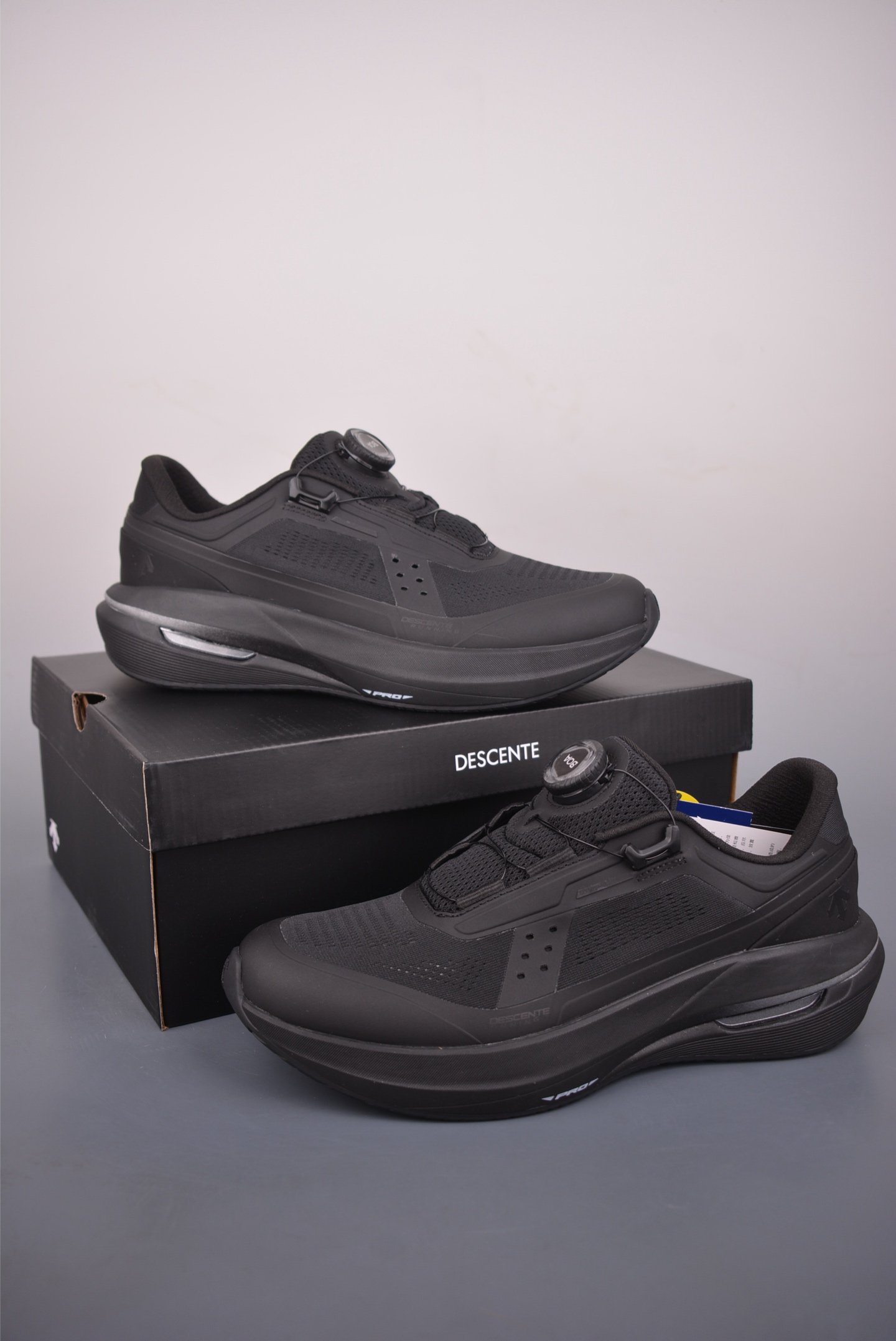迪桑特LAVITATE GTX 轻盈缓震透气 时尚休闲运动覆盖防水男子越野跑鞋 D5331RRN11-High Quatity Cheap Brand wholesale wholesaler seller Clothes Bags handbags Sneakers Top Fashion Clothing Shoes from China Factory Chinese suppliers best Quality Beautiful Price 迪桑特LAVITATE GTX 轻盈缓震透气 时尚休闲运动覆盖防水男子越野跑鞋 D5331RRN11