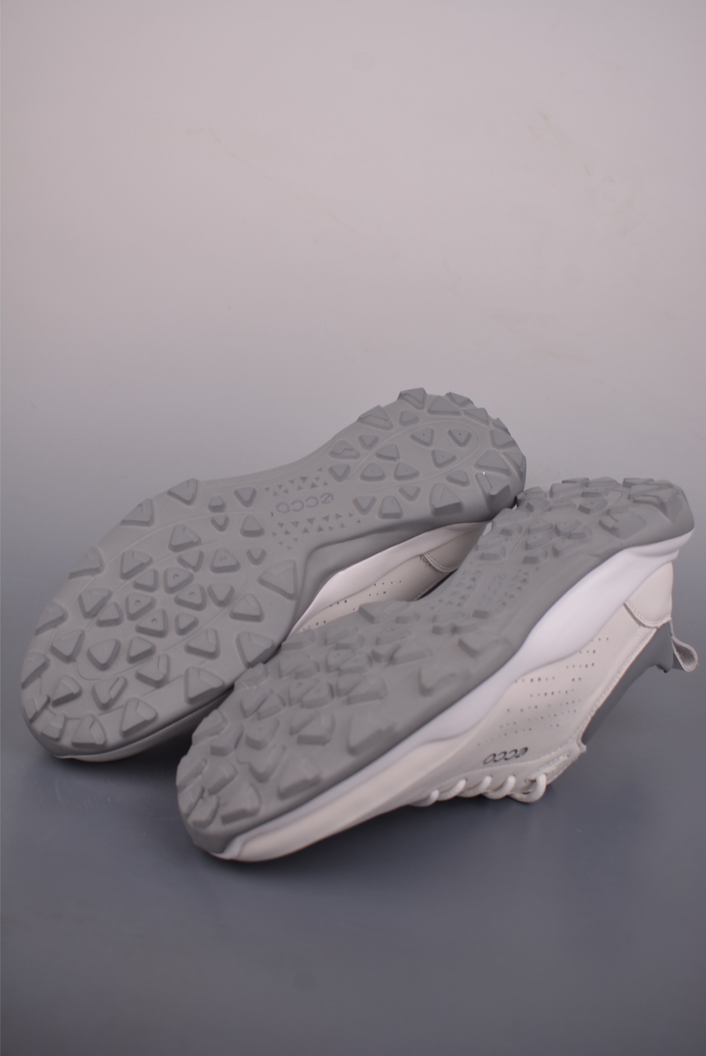 ECCO爱步新款户外鞋 缓震耐磨越野跑鞋男健步BIOMC系列-High Quatity Cheap Brand wholesale wholesaler seller Clothes Bags handbags Sneakers Top Fashion Clothing Shoes from China Factory Chinese suppliers best Quality Beautiful Price ECCO爱步新款户外鞋 缓震耐磨越野跑鞋男健步BIOMC系列