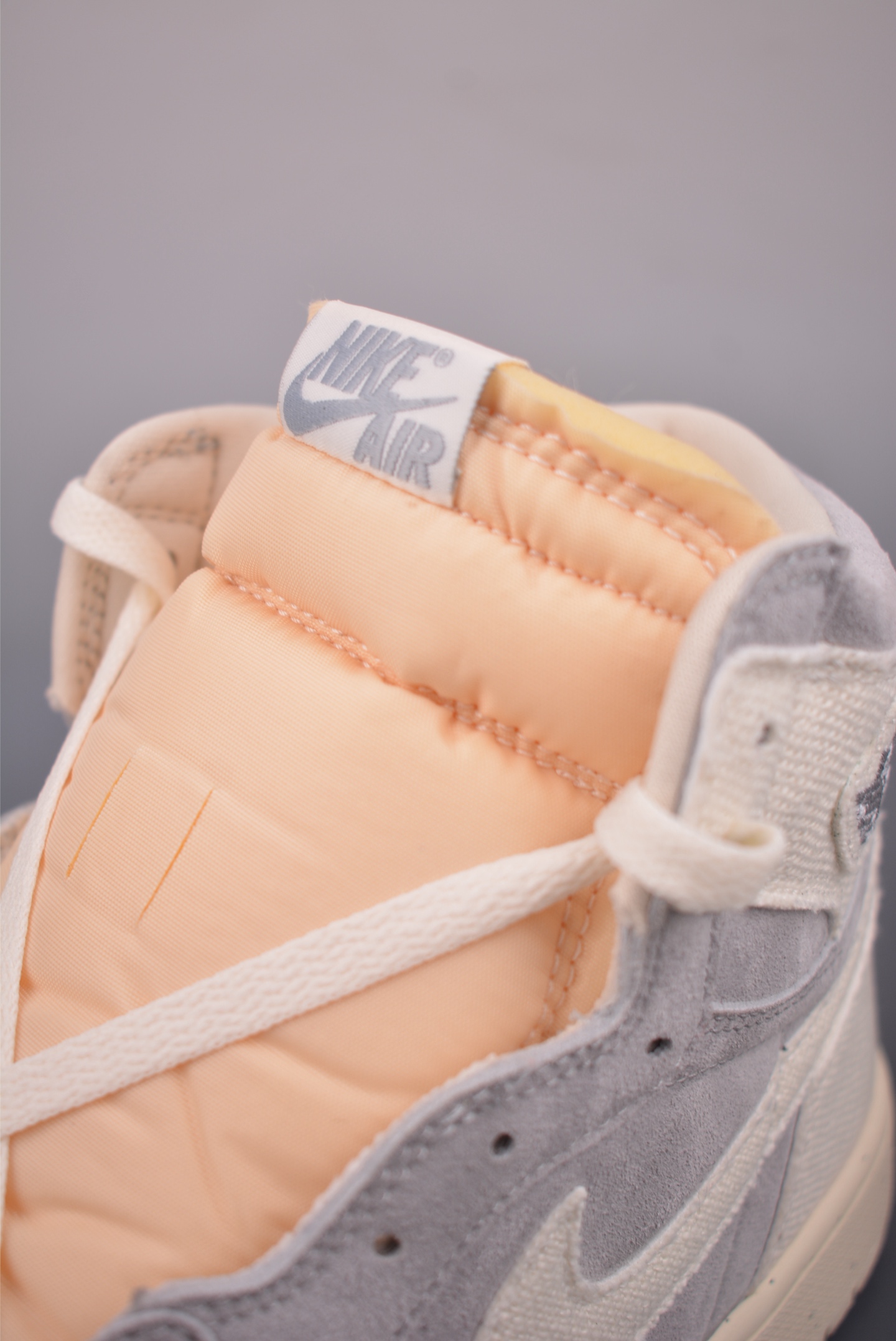 Jordan Air Jordan 1 High 米灰 莞产原底面 FD8636-011-High Quatity Cheap Brand wholesale wholesaler seller Clothes Bags handbags Sneakers Top Fashion Clothing Shoes from China Factory Chinese suppliers best Quality Beautiful Price Jordan Air Jordan 1 High 米灰 莞产原底面 FD8636-011