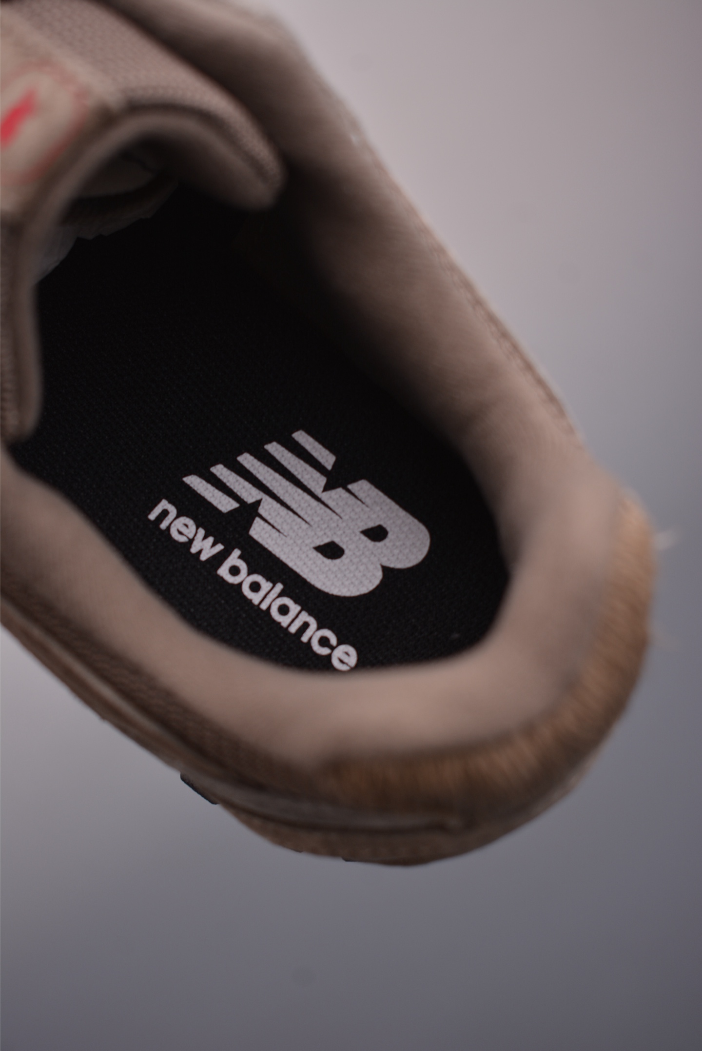New Balance 新百伦204 系列 复古休闲运动百搭老爹跑步鞋 U204L3K9