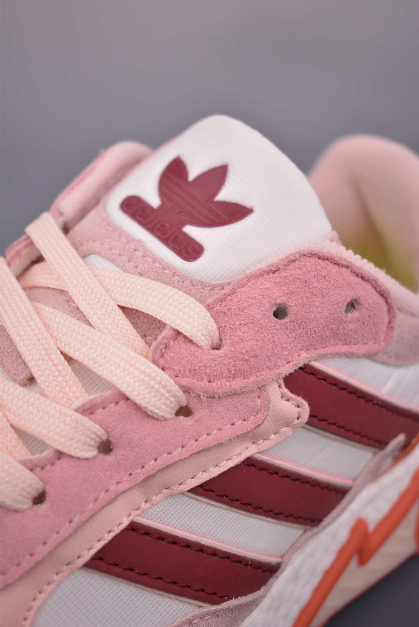 Adidas Originals TRESCRUN BR BOOST全掌真爆 耐磨缓震休闲运动跑鞋 FV4715-High Quatity Cheap Brand wholesale wholesaler seller Clothes Bags handbags Sneakers Top Fashion Clothing Shoes from China Factory Chinese suppliers best Quality Beautiful Price Adidas Originals TRESCRUN BR BOOST全掌真爆 耐磨缓震休闲运动跑鞋 FV4715