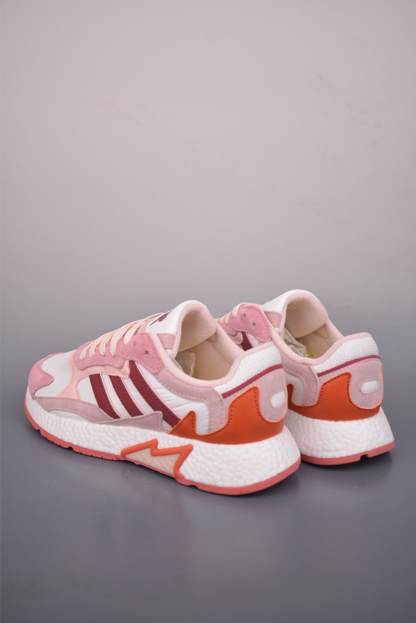 Adidas Originals TRESCRUN BR BOOST全掌真爆 耐磨缓震休闲运动跑鞋 FV4715-High Quatity Cheap Brand wholesale wholesaler seller Clothes Bags handbags Sneakers Top Fashion Clothing Shoes from China Factory Chinese suppliers best Quality Beautiful Price Adidas Originals TRESCRUN BR BOOST全掌真爆 耐磨缓震休闲运动跑鞋 FV4715