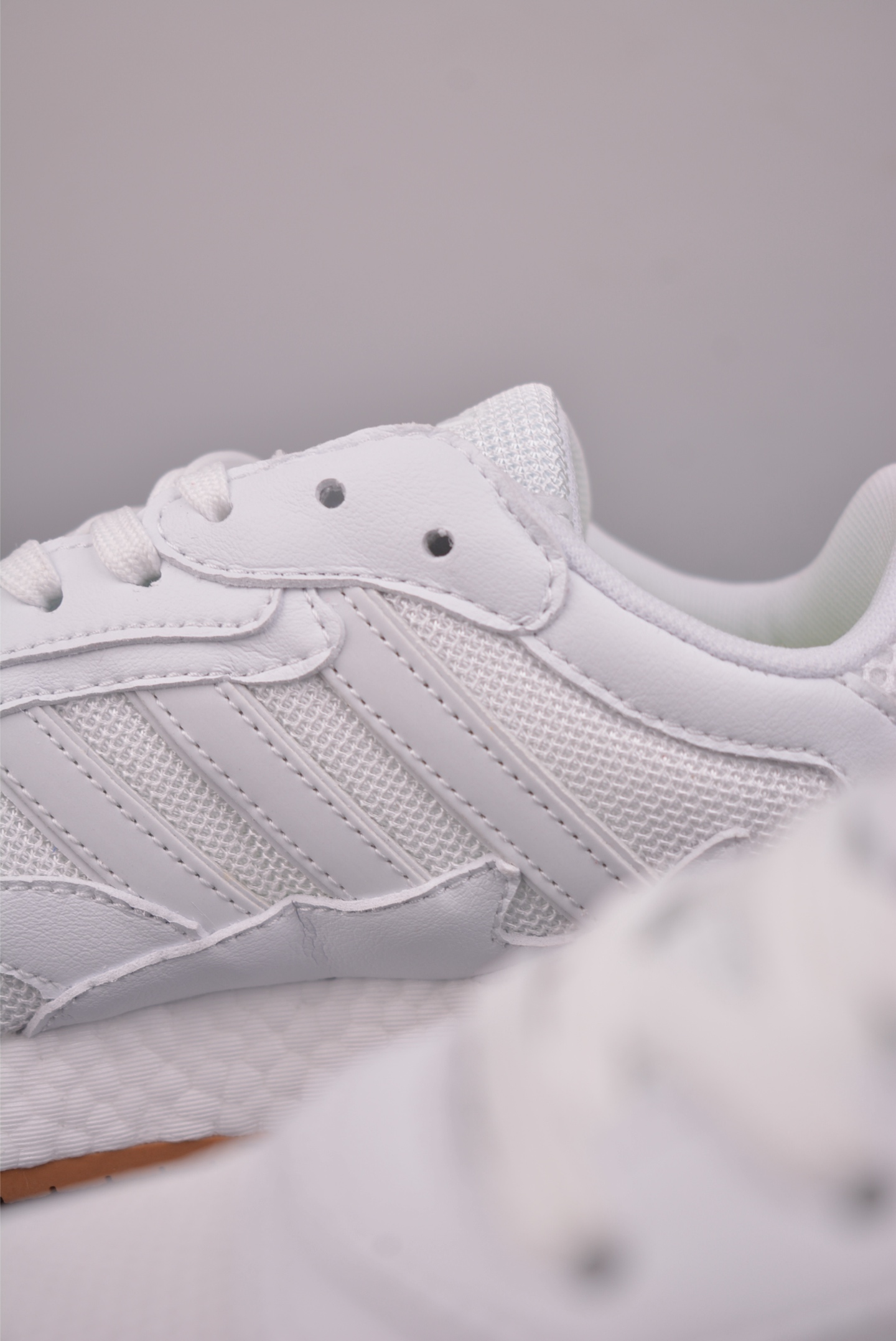 Adidas Originals TRESCRUN BR BOOST全掌真爆 耐磨缓震休闲运动跑鞋 EG4789