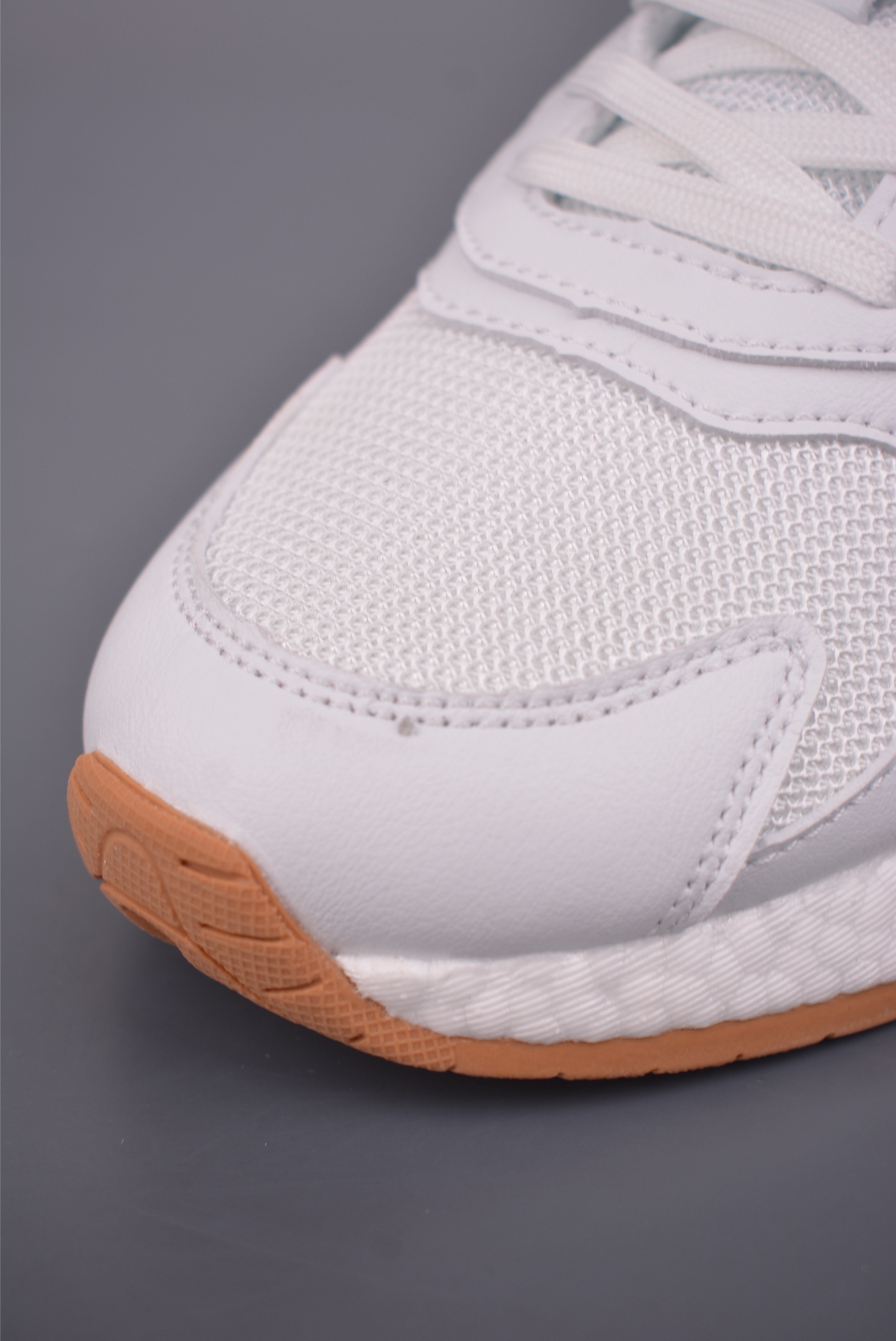 Adidas Originals TRESCRUN BR BOOST全掌真爆 耐磨缓震休闲运动跑鞋 EG4789