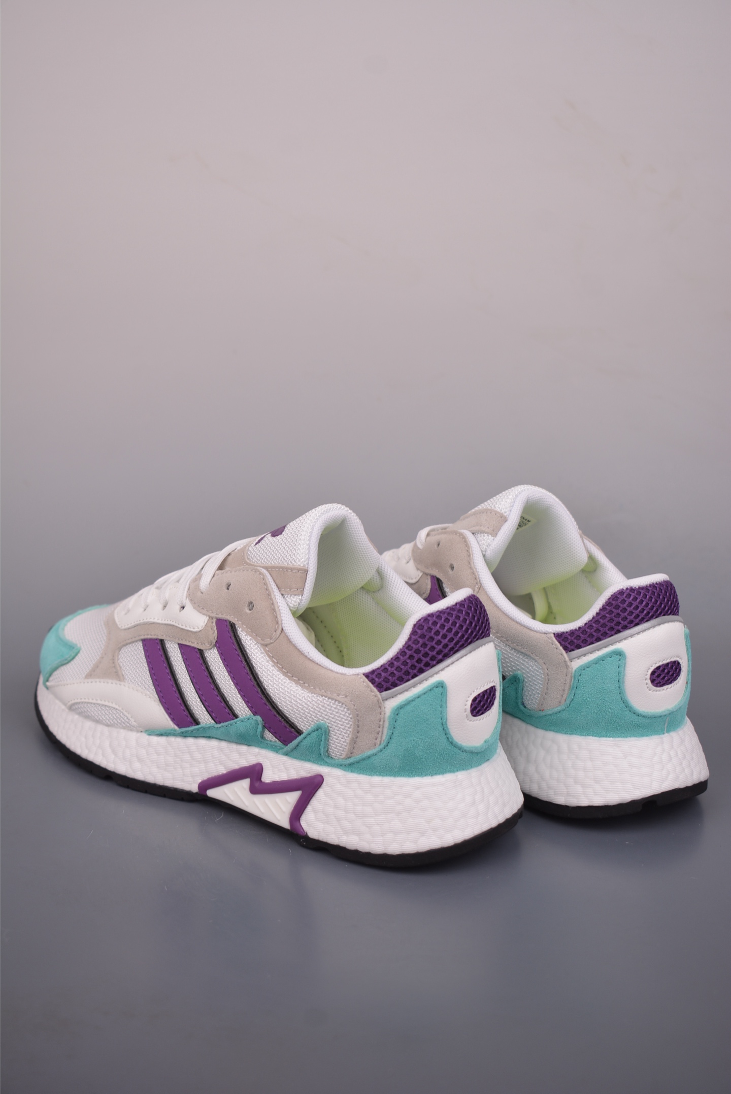 Adidas Originals TRESCRUN BR BOOST全掌真爆 耐磨缓震休闲运动跑鞋 EF0798-High Quatity Cheap Brand wholesale wholesaler seller Clothes Bags handbags Sneakers Top Fashion Clothing Shoes from China Factory Chinese suppliers best Quality Beautiful Price Adidas Originals TRESCRUN BR BOOST全掌真爆 耐磨缓震休闲运动跑鞋 EF0798