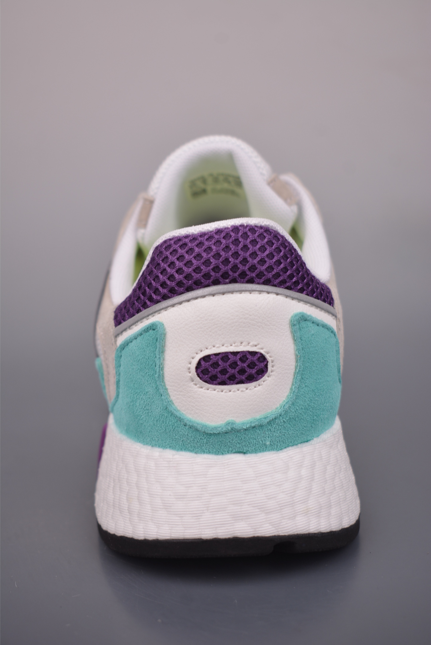 Adidas Originals TRESCRUN BR BOOST全掌真爆 耐磨缓震休闲运动跑鞋 EF0798-High Quatity Cheap Brand wholesale wholesaler seller Clothes Bags handbags Sneakers Top Fashion Clothing Shoes from China Factory Chinese suppliers best Quality Beautiful Price Adidas Originals TRESCRUN BR BOOST全掌真爆 耐磨缓震休闲运动跑鞋 EF0798