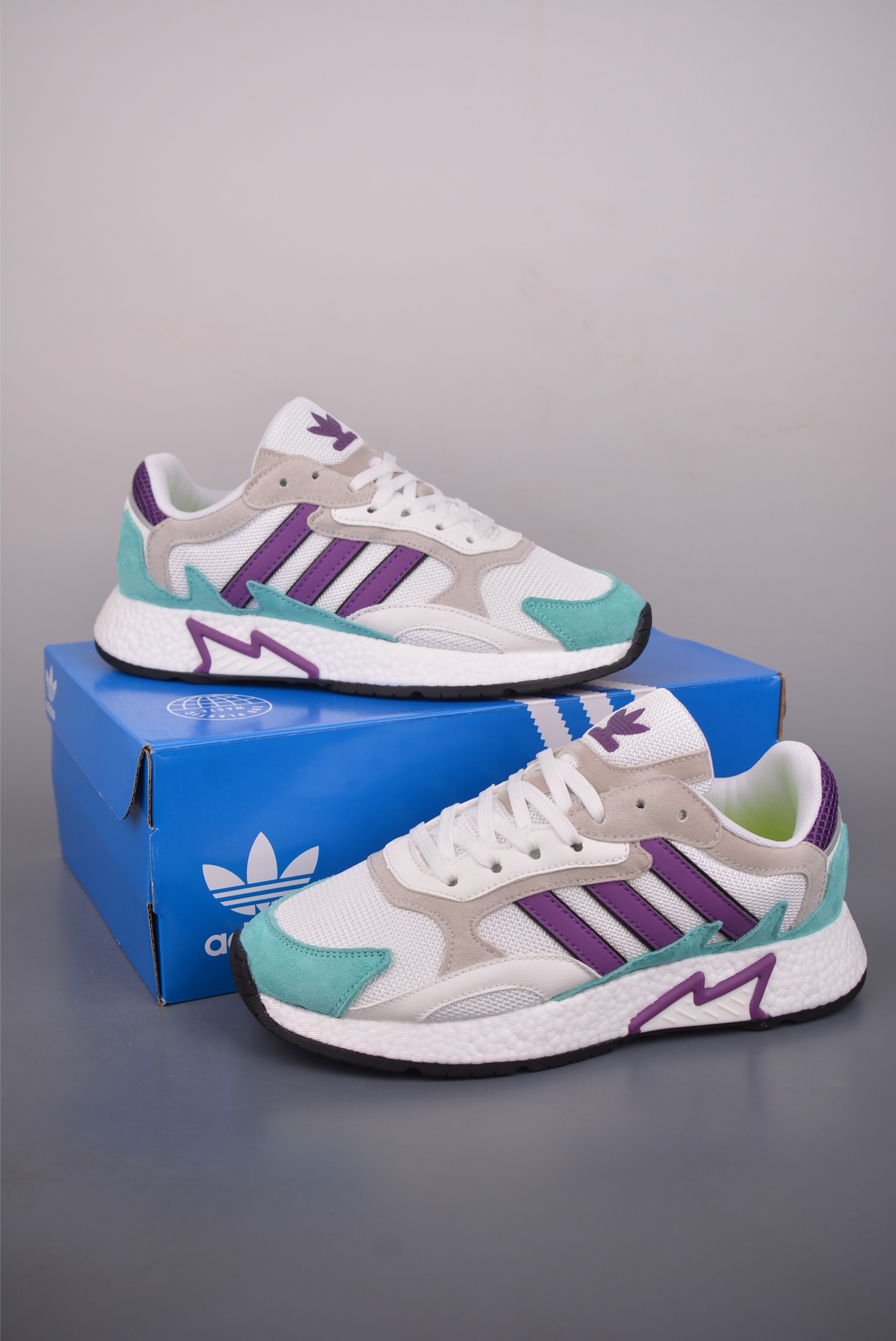 Adidas Originals TRESCRUN BR BOOST全掌真爆 耐磨缓震休闲运动跑鞋 EF0798-High Quatity Cheap Brand wholesale wholesaler seller Clothes Bags handbags Sneakers Top Fashion Clothing Shoes from China Factory Chinese suppliers best Quality Beautiful Price Adidas Originals TRESCRUN BR BOOST全掌真爆 耐磨缓震休闲运动跑鞋 EF0798