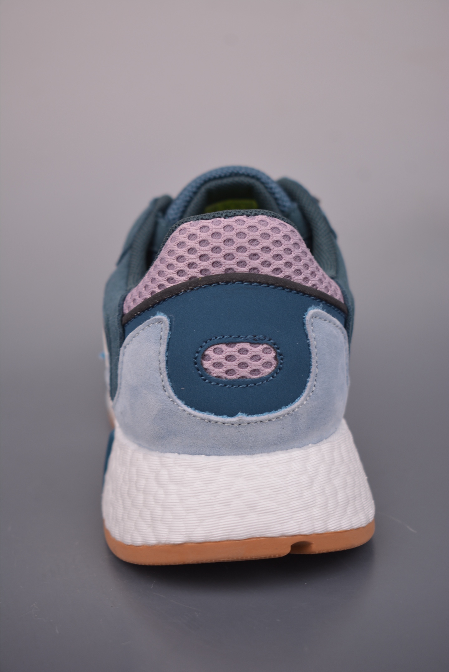 Adidas Originals TRESCRUN BR BOOST全掌真爆 耐磨缓震休闲运动跑鞋 EF0518-High Quatity Cheap Brand wholesale wholesaler seller Clothes Bags handbags Sneakers Top Fashion Clothing Shoes from China Factory Chinese suppliers best Quality Beautiful Price Adidas Originals TRESCRUN BR BOOST全掌真爆 耐磨缓震休闲运动跑鞋 EF0518