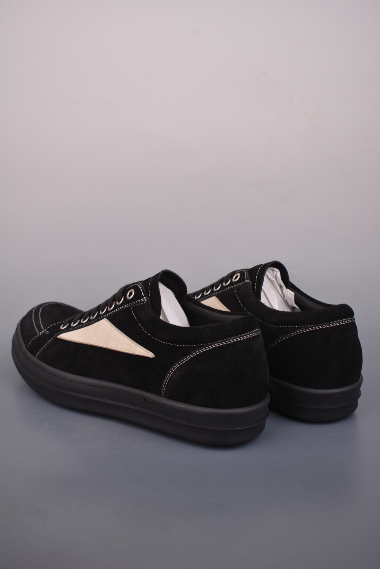 RO / Rick Owens 瑞克·欧文斯 黑绒白标 RU02B2897-High Quatity Cheap Brand wholesale wholesaler seller Clothes Bags handbags Sneakers Top Fashion Clothing Shoes from China Factory Chinese suppliers best Quality Beautiful Price RO / Rick Owens 瑞克·欧文斯 黑绒白标 RU02B2897