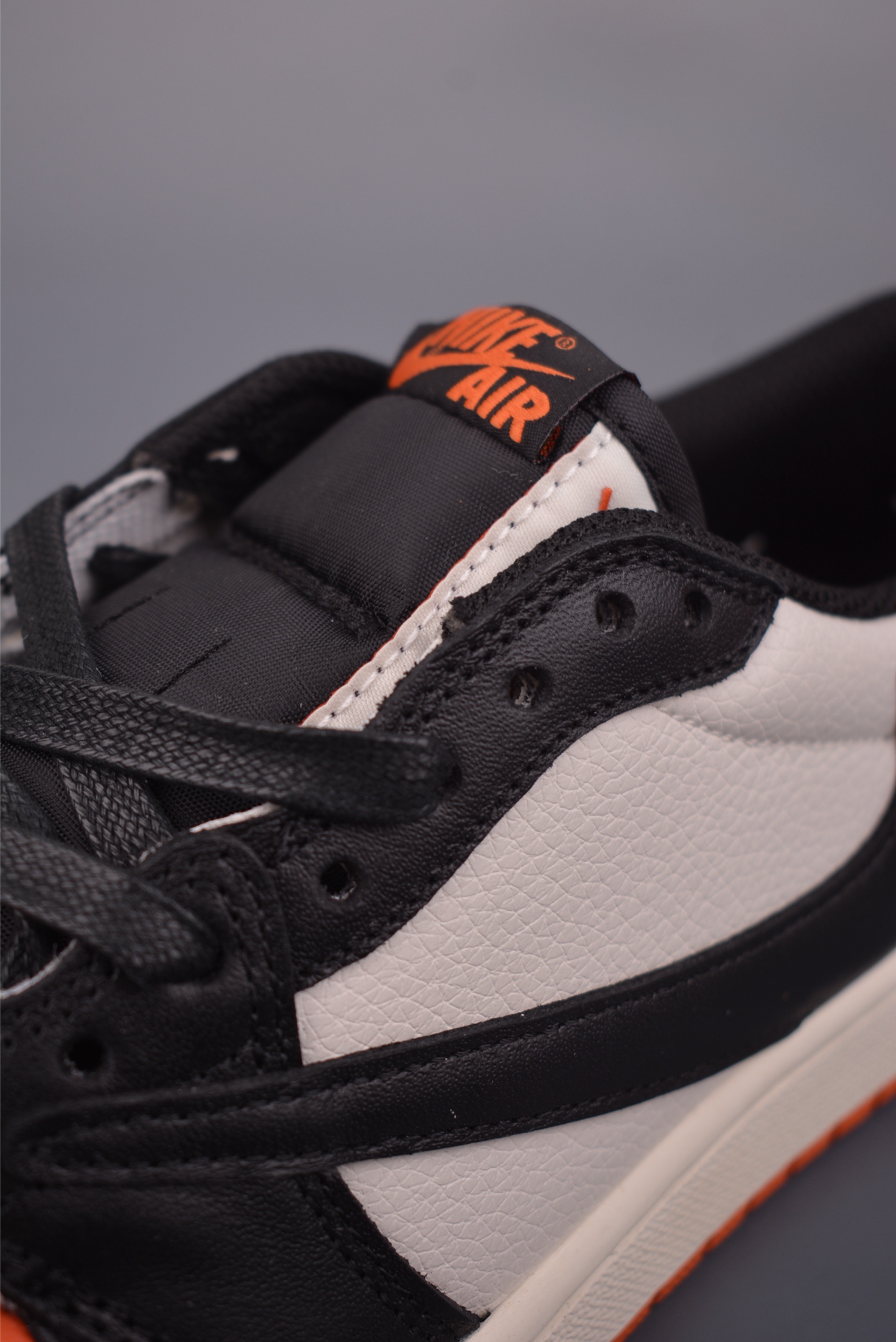 Fragment x Travis Scott x Air Jordan 1 Low 三方联名倒钩 CZ0790-005-High Quatity Cheap Brand wholesale wholesaler seller Clothes Bags handbags Sneakers Top Fashion Clothing Shoes from China Factory Chinese suppliers best Quality Beautiful Price Fragment x Travis Scott x Air Jordan 1 Low 三方联名倒钩 CZ0790-005