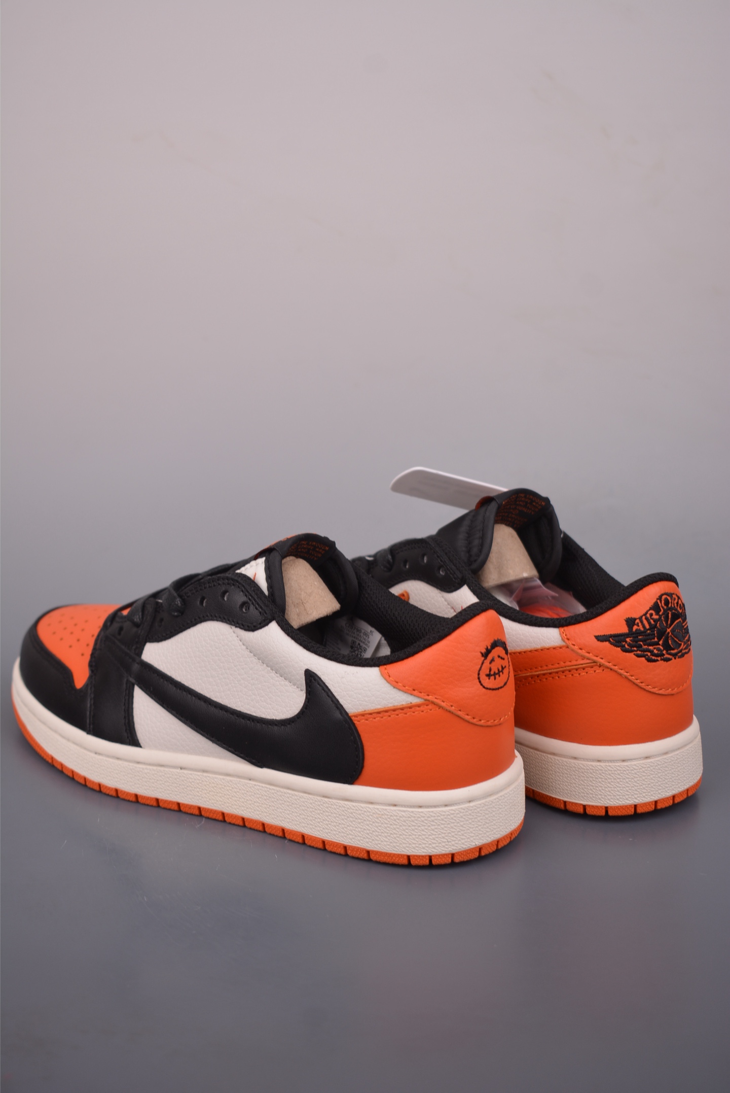 Fragment x Travis Scott x Air Jordan 1 Low 三方联名倒钩 CZ0790-005-High Quatity Cheap Brand wholesale wholesaler seller Clothes Bags handbags Sneakers Top Fashion Clothing Shoes from China Factory Chinese suppliers best Quality Beautiful Price Fragment x Travis Scott x Air Jordan 1 Low 三方联名倒钩 CZ0790-005