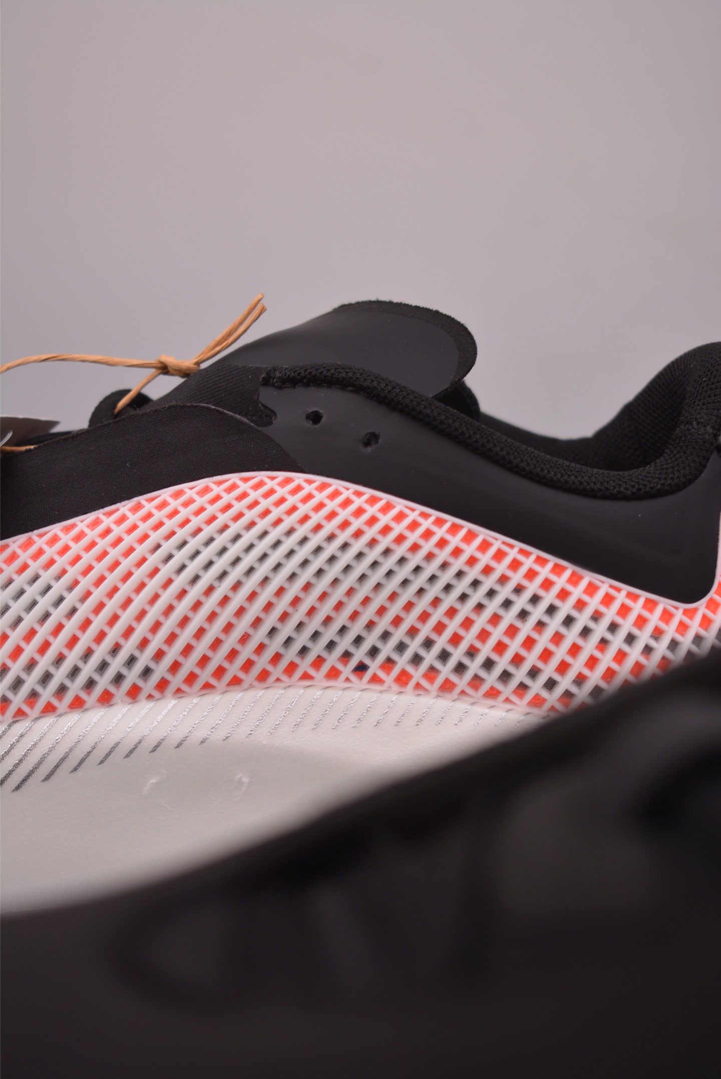 adidas HYPER BOOST EDGE M 全掌爆米花回弹大底 舒适减震跑步鞋 LA6213