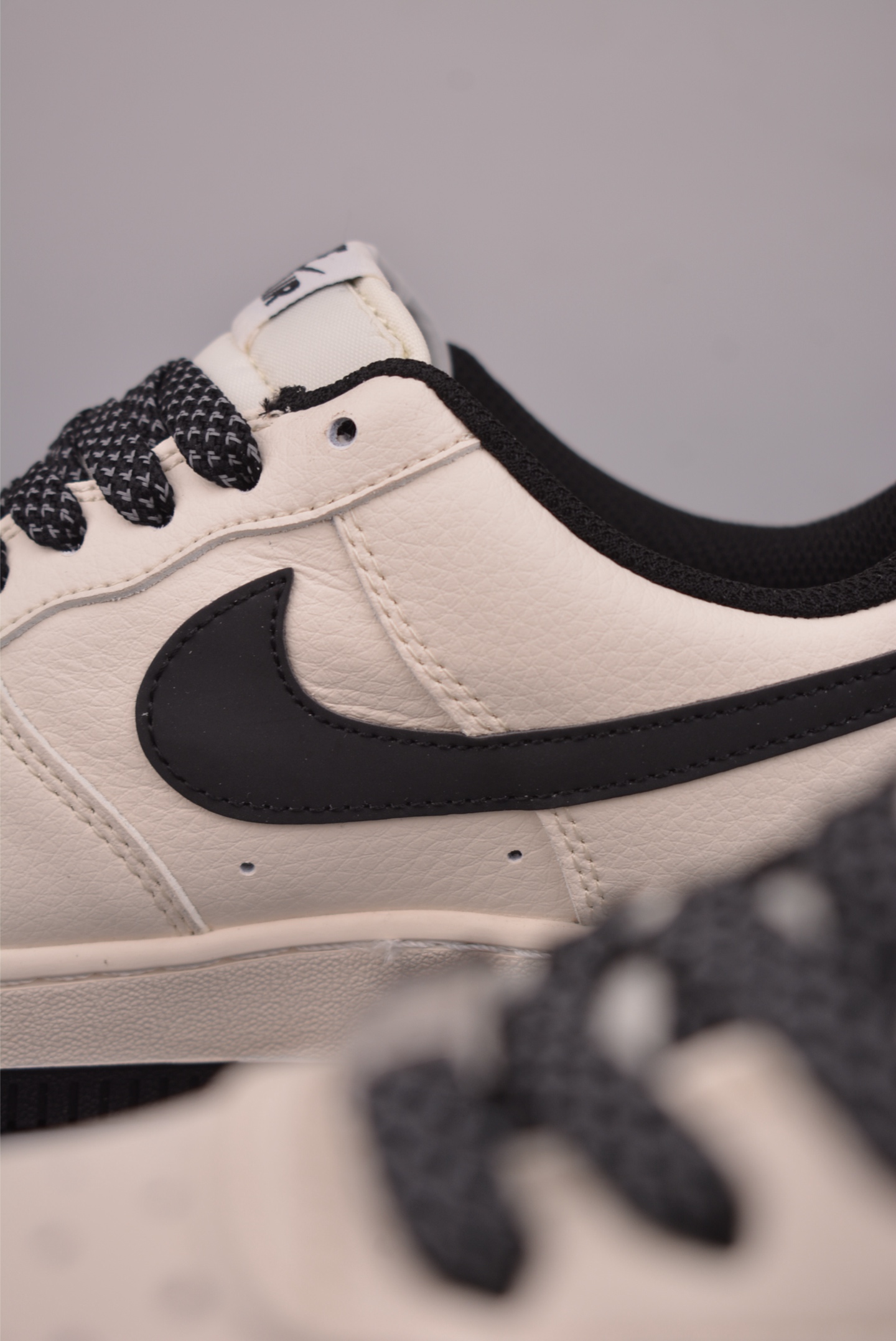 Nike Air Force 1 Low 米黑 JP8028-073-High Quatity Cheap Brand wholesale wholesaler seller Clothes Bags handbags Sneakers Top Fashion Clothing Shoes from China Factory Chinese suppliers best Quality Beautiful Price Nike Air Force 1 Low 米黑 JP8028-073