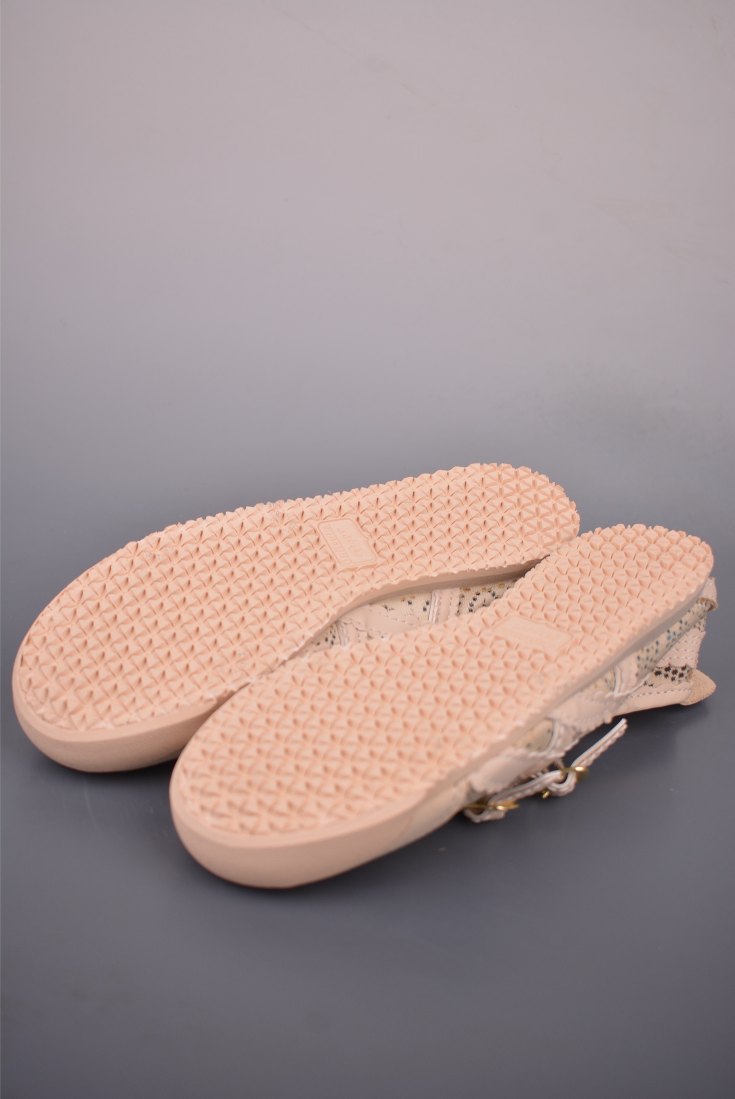 Patoux Onitsuka Tiger鬼塚虎MEXICO 66 BALLERINA 舒适轻盈平跟玛丽珍鞋 1183A705-250