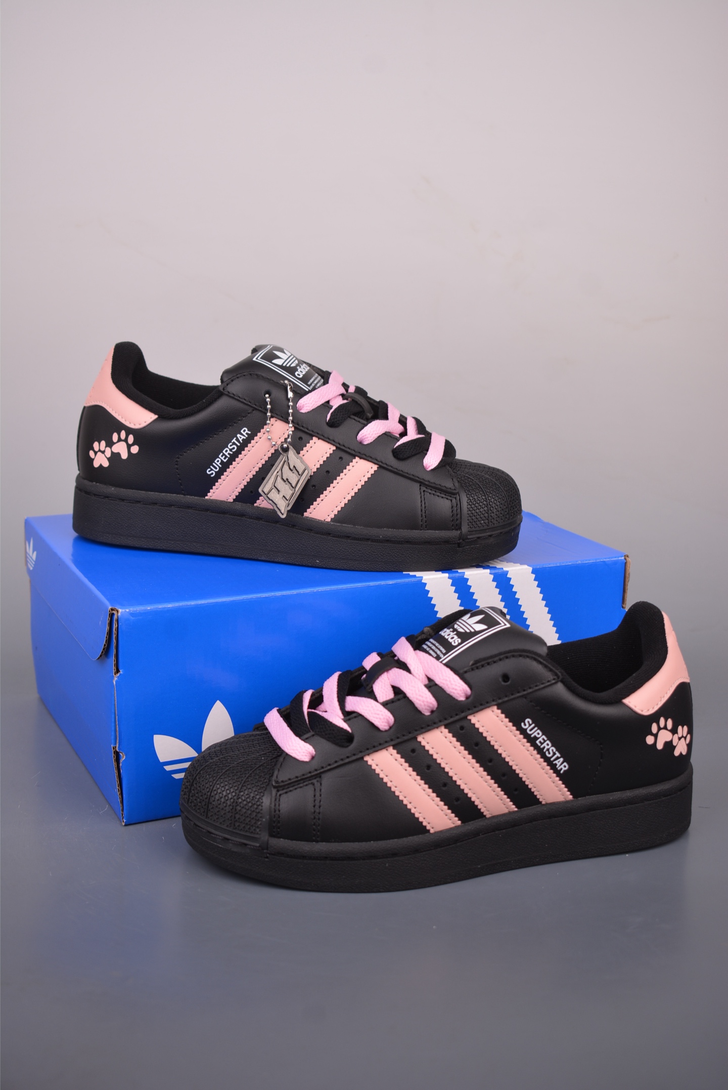 adidas originals Superstar 2 贝壳头 H11顶级头层版 复古板鞋 JH9977-High Quatity Cheap Brand wholesale wholesaler seller Clothes Bags handbags Sneakers Top Fashion Clothing Shoes from China Factory Chinese suppliers best Quality Beautiful Price adidas originals Superstar 2 贝壳头 H11顶级头层版 复古板鞋 JH9977