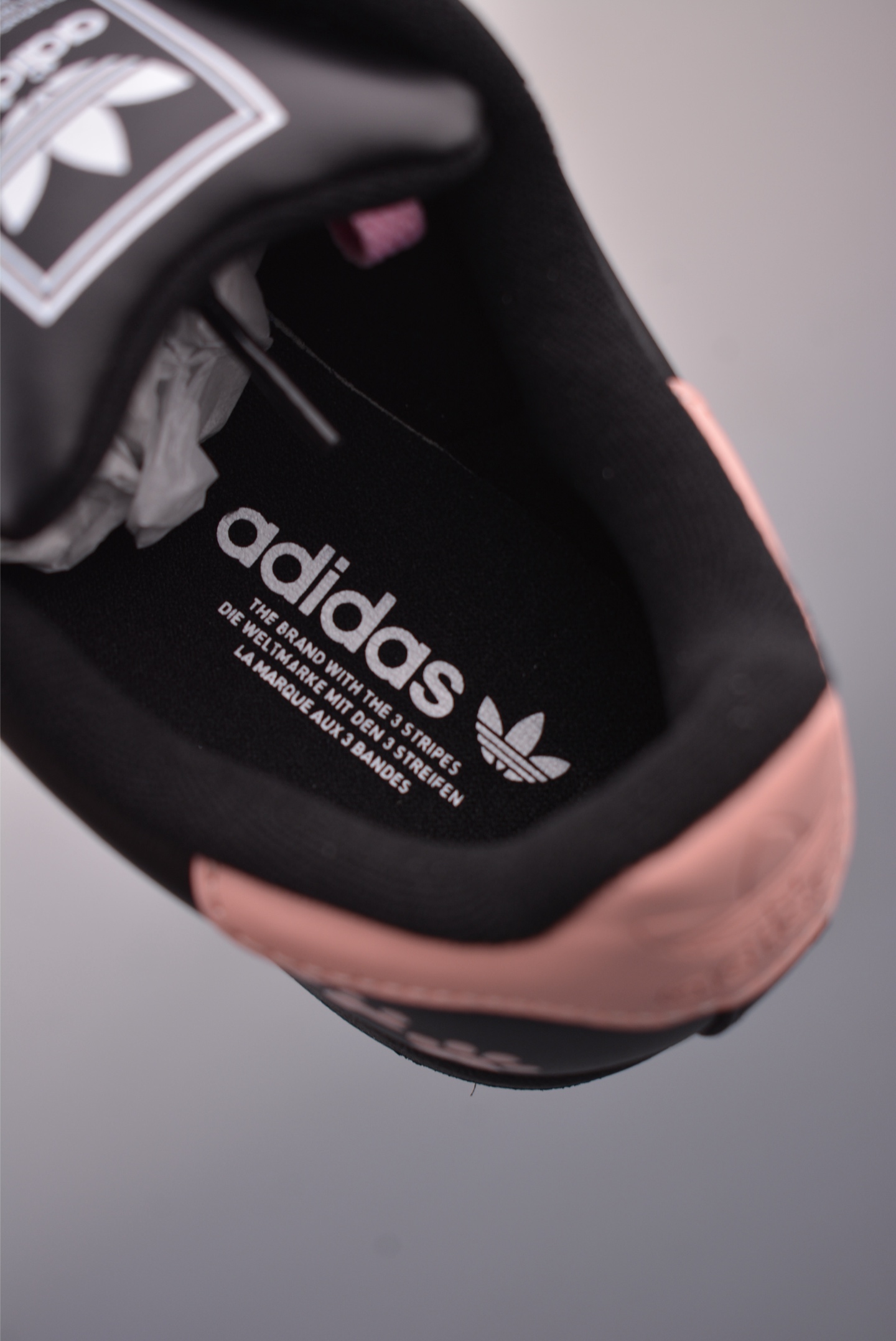 adidas originals Superstar 2 贝壳头 H11顶级头层版 复古板鞋 JH9977-High Quatity Cheap Brand wholesale wholesaler seller Clothes Bags handbags Sneakers Top Fashion Clothing Shoes from China Factory Chinese suppliers best Quality Beautiful Price adidas originals Superstar 2 贝壳头 H11顶级头层版 复古板鞋 JH9977