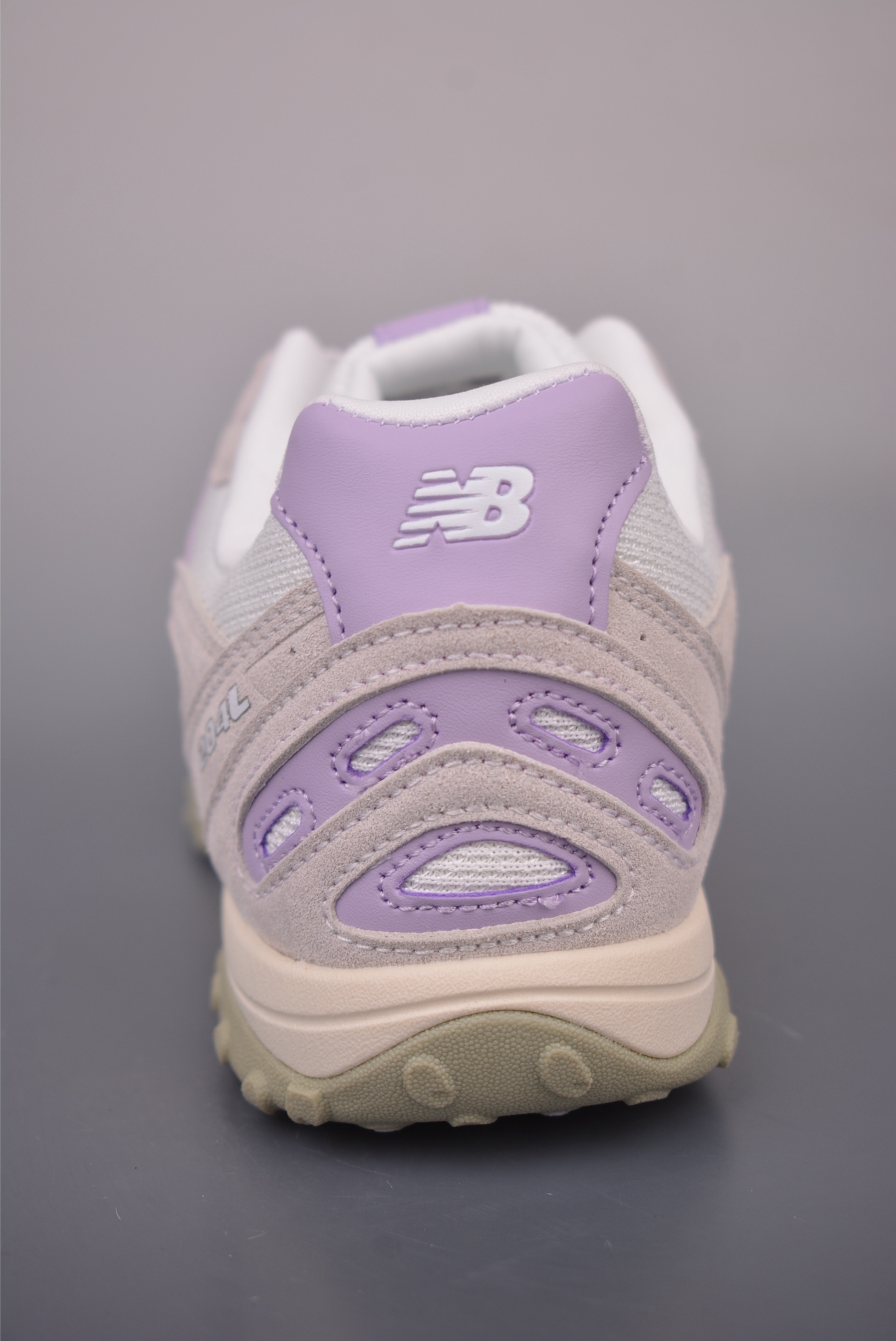 New Balance 新百伦204 充正版本 复古休闲运动百搭老爹跑步鞋 U204L6A6-D2722-High Quatity Cheap Brand wholesale wholesaler seller Clothes Bags handbags Sneakers Top Fashion Clothing Shoes from China Factory Chinese suppliers best Quality Beautiful Price New Balance 新百伦204 充正版本 复古休闲运动百搭老爹跑步鞋 U204L6A6-D2722