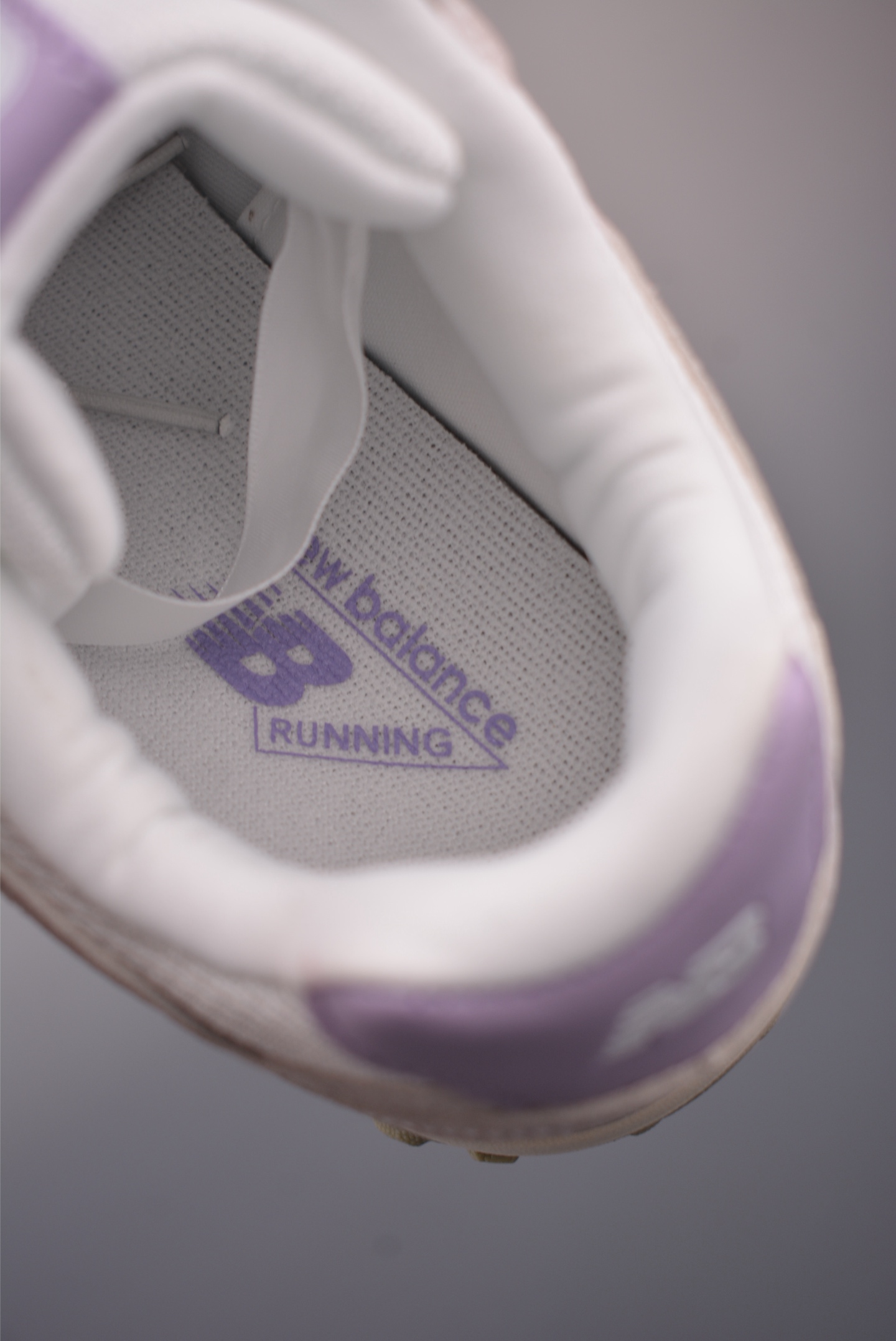 New Balance 新百伦204 充正版本 复古休闲运动百搭老爹跑步鞋 U204L6A6-D2722-High Quatity Cheap Brand wholesale wholesaler seller Clothes Bags handbags Sneakers Top Fashion Clothing Shoes from China Factory Chinese suppliers best Quality Beautiful Price New Balance 新百伦204 充正版本 复古休闲运动百搭老爹跑步鞋 U204L6A6-D2722