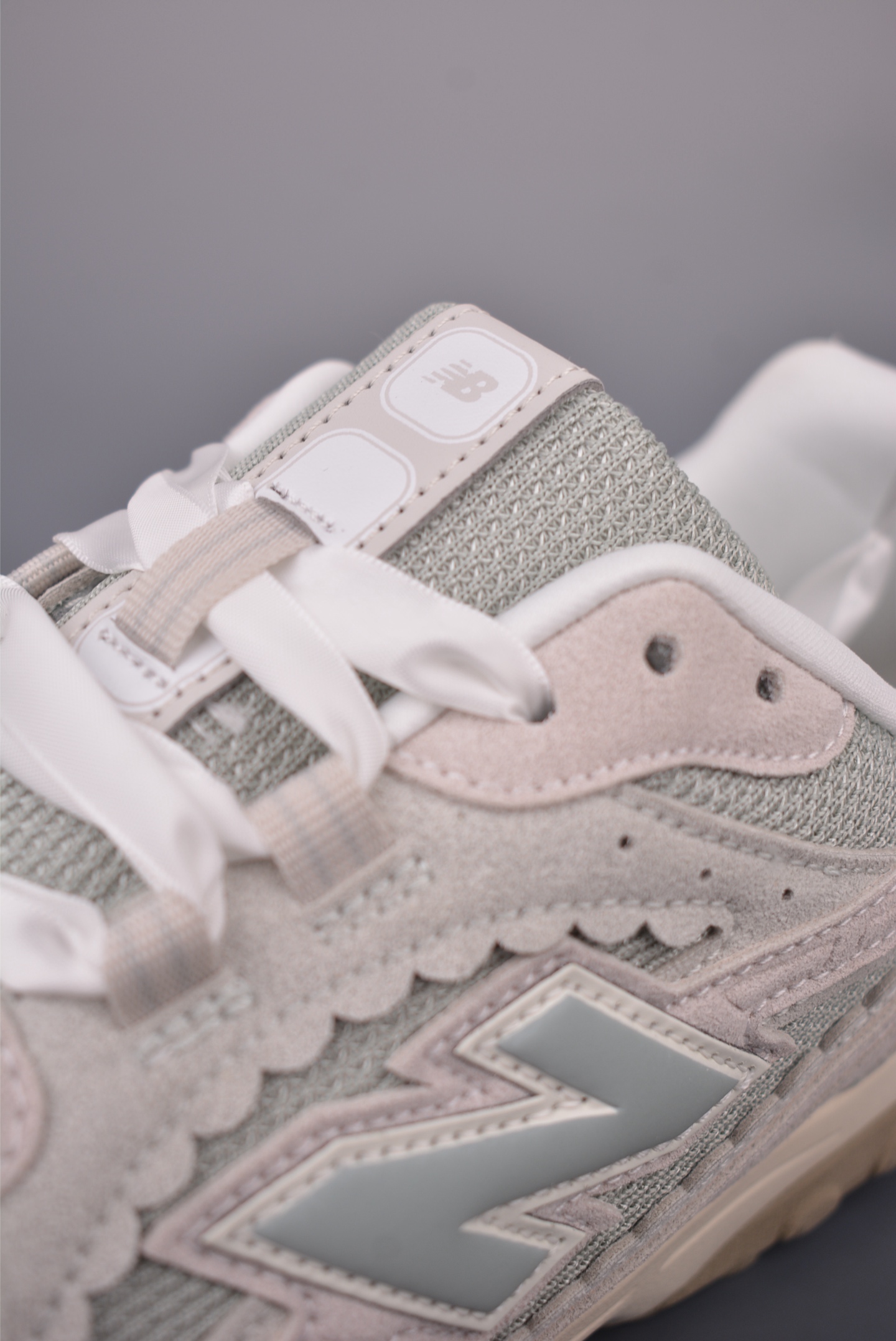 New Balance 新百伦204 充正版本 复古休闲运动百搭老爹跑步鞋 U204L6A6-E2722-High Quatity Cheap Brand wholesale wholesaler seller Clothes Bags handbags Sneakers Top Fashion Clothing Shoes from China Factory Chinese suppliers best Quality Beautiful Price New Balance 新百伦204 充正版本 复古休闲运动百搭老爹跑步鞋 U204L6A6-E2722