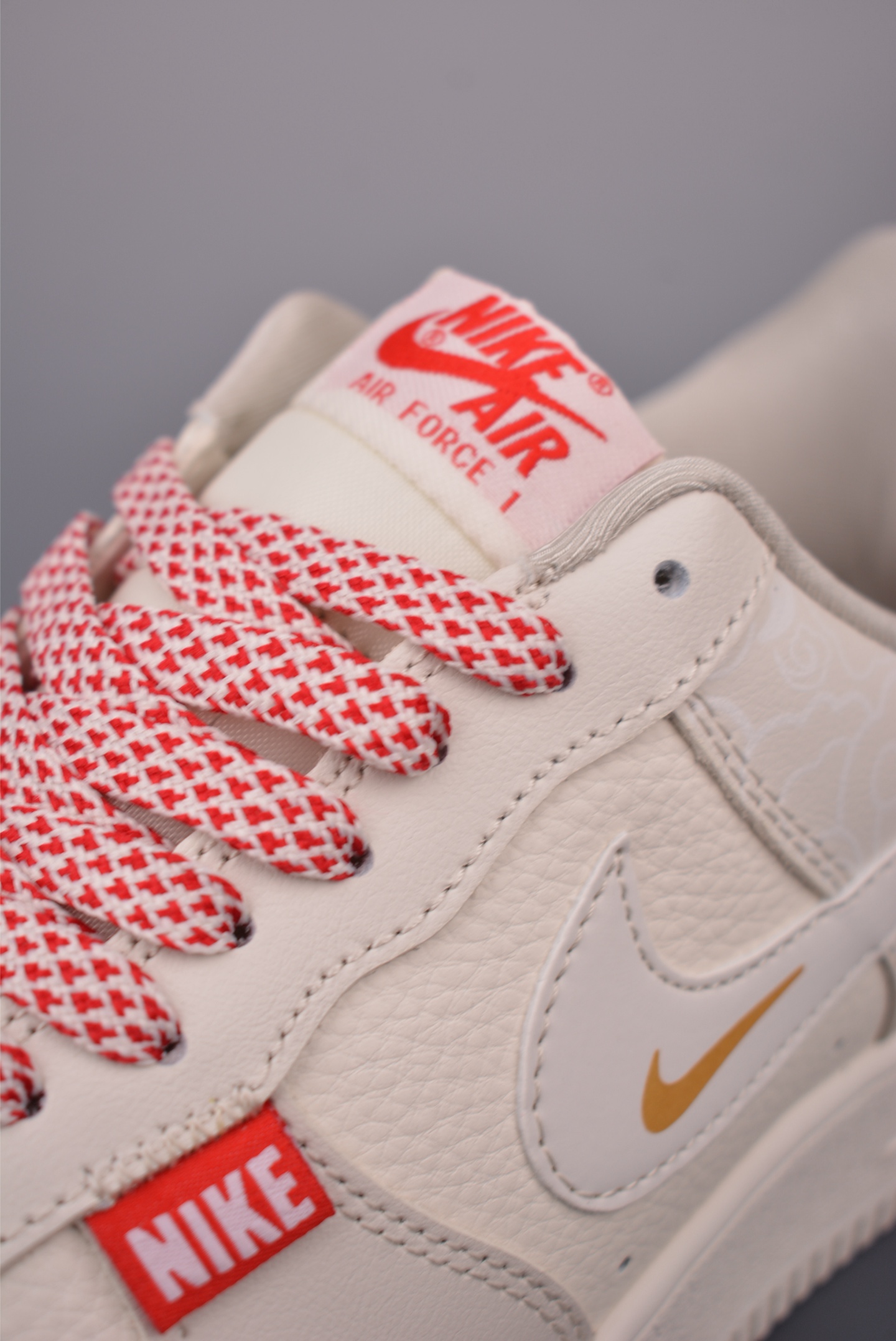 Nike Air Force 1 Low 米红 SS1979-024-High Quatity Cheap Brand wholesale wholesaler seller Clothes Bags handbags Sneakers Top Fashion Clothing Shoes from China Factory Chinese suppliers best Quality Beautiful Price Nike Air Force 1 Low 米红 SS1979-024