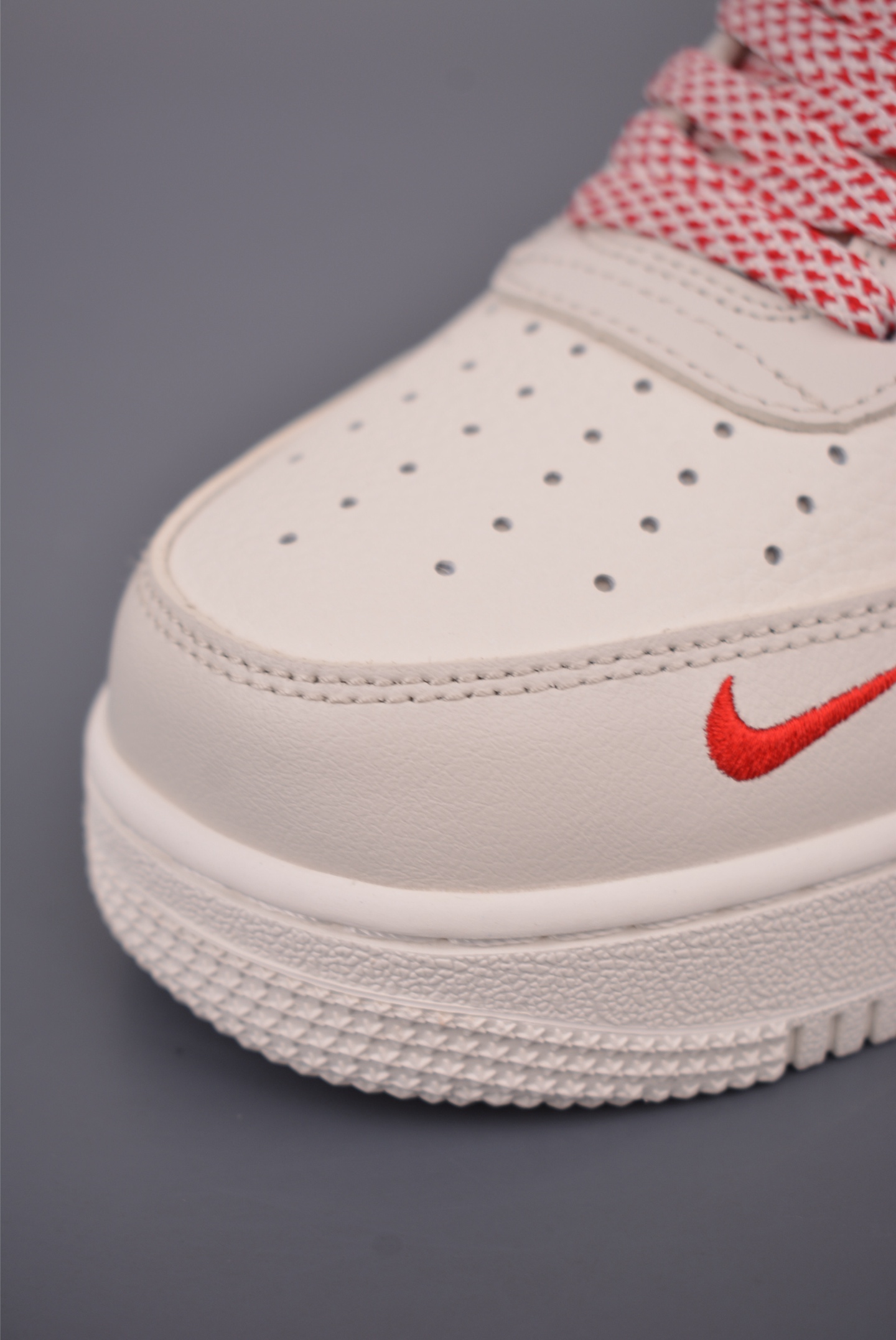 Nike Air Force 1 Low 米红 SS1979-024-High Quatity Cheap Brand wholesale wholesaler seller Clothes Bags handbags Sneakers Top Fashion Clothing Shoes from China Factory Chinese suppliers best Quality Beautiful Price Nike Air Force 1 Low 米红 SS1979-024
