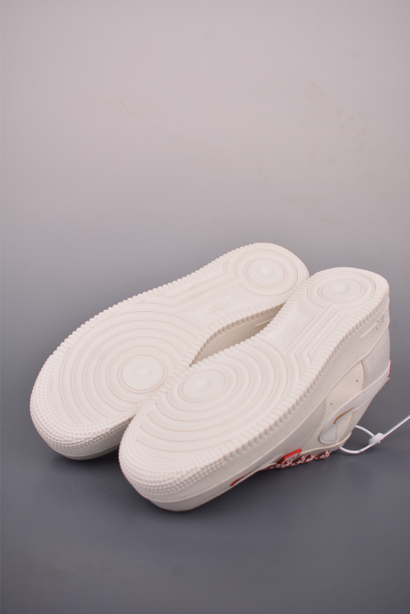 Nike Air Force 1 Low 米红 SS1979-024-High Quatity Cheap Brand wholesale wholesaler seller Clothes Bags handbags Sneakers Top Fashion Clothing Shoes from China Factory Chinese suppliers best Quality Beautiful Price Nike Air Force 1 Low 米红 SS1979-024