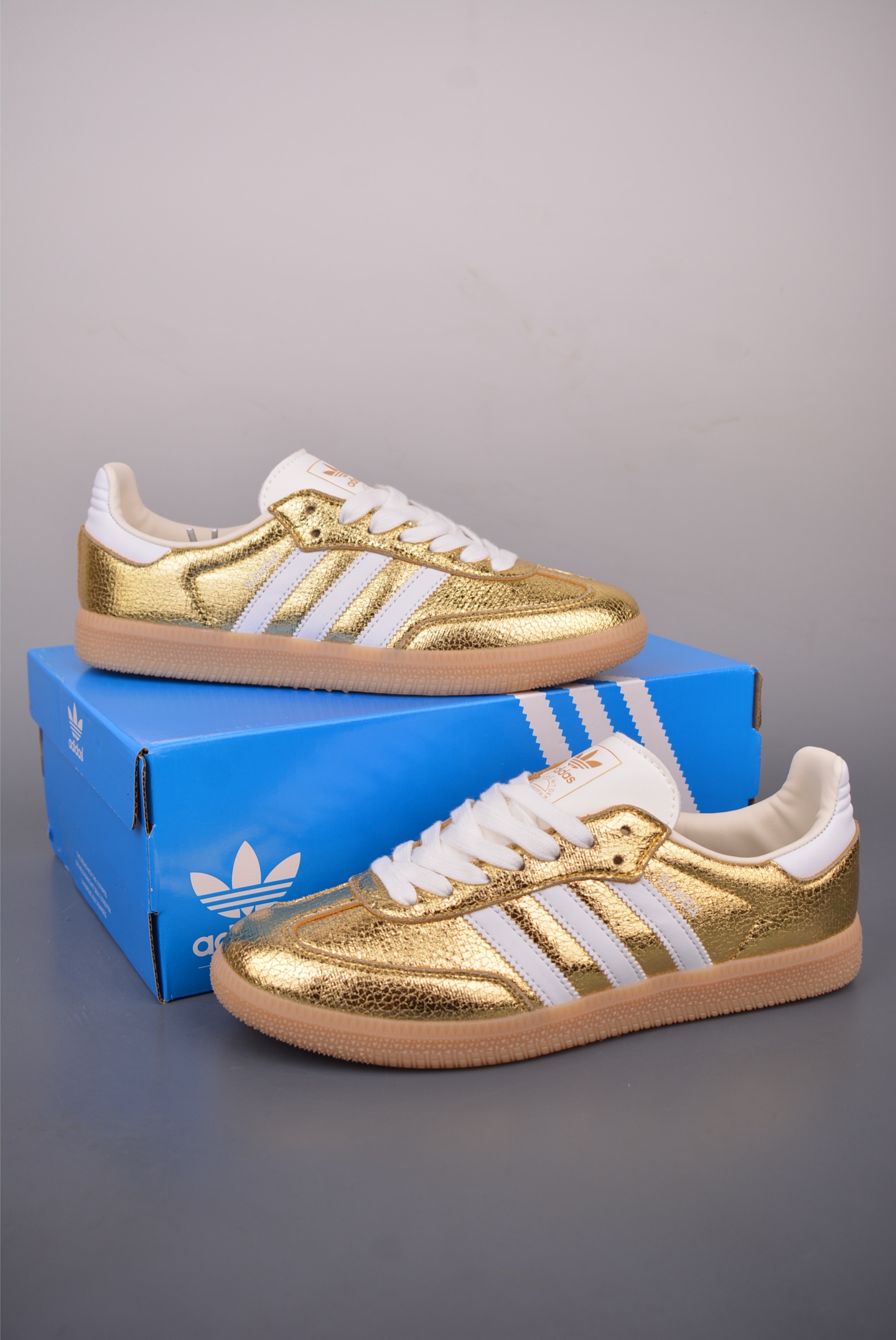 Adidas三叶草SAMBA 休闲板鞋 KI5719-High Quatity Cheap Brand wholesale wholesaler seller Clothes Bags handbags Sneakers Top Fashion Clothing Shoes from China Factory Chinese suppliers best Quality Beautiful Price Adidas三叶草SAMBA 休闲板鞋 KI5719