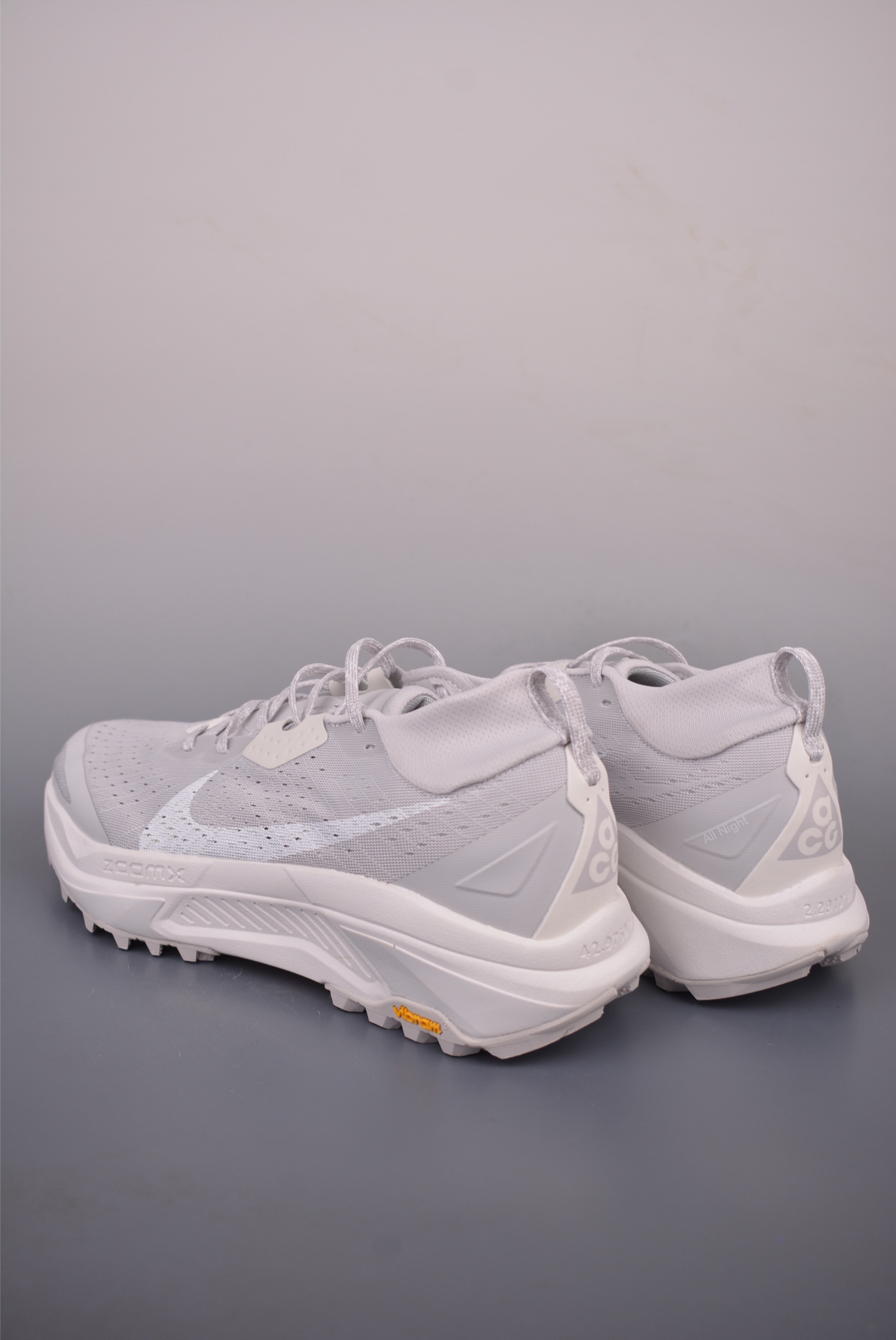Nike ACG ZEGAMA TRAIL 越野跑步鞋 HV8113-111