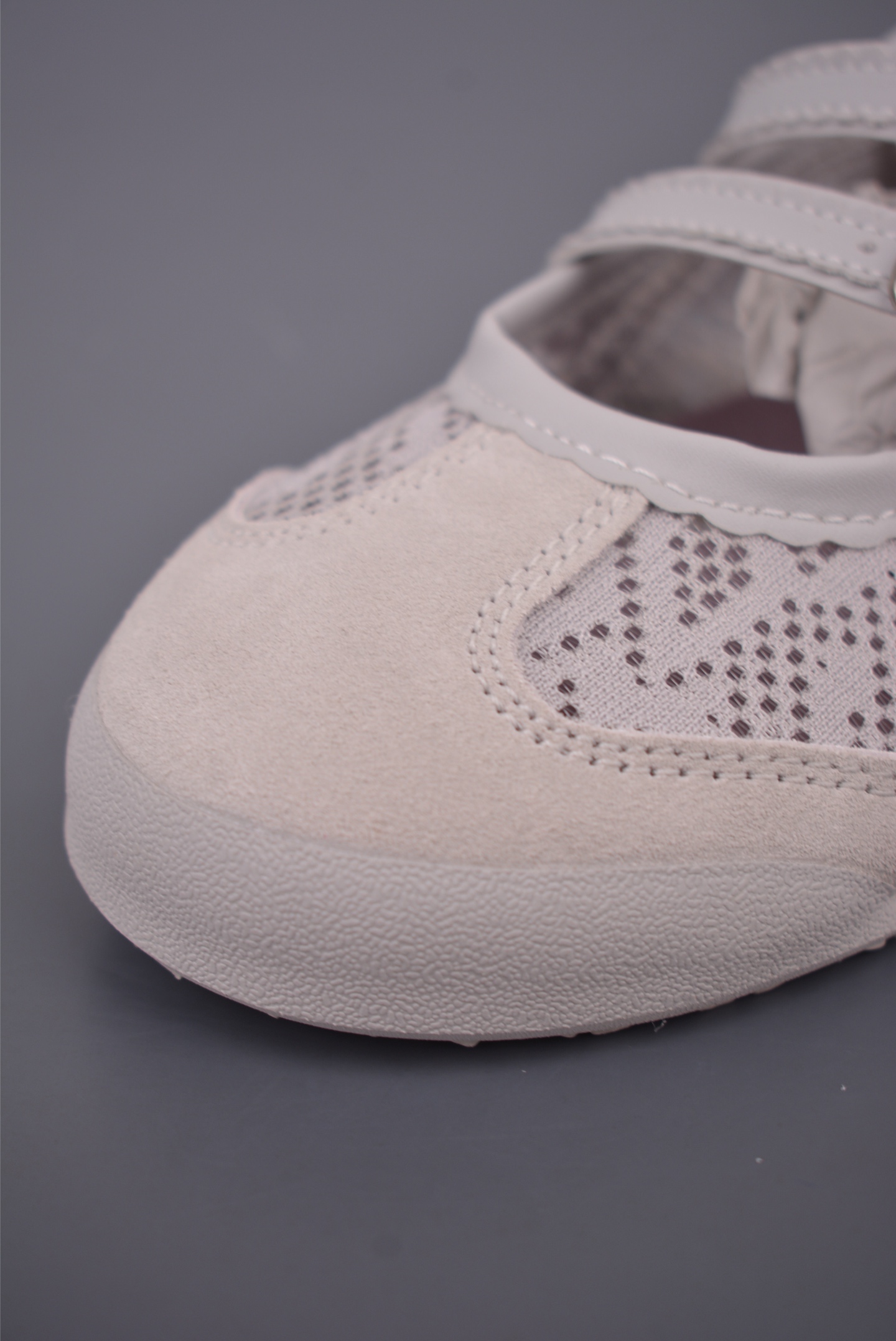 160 Patoux Onitsuka Tiger鬼塚虎MEXICO 66 BALLERINA 舒适轻盈平跟玛丽珍鞋 1183A705-020