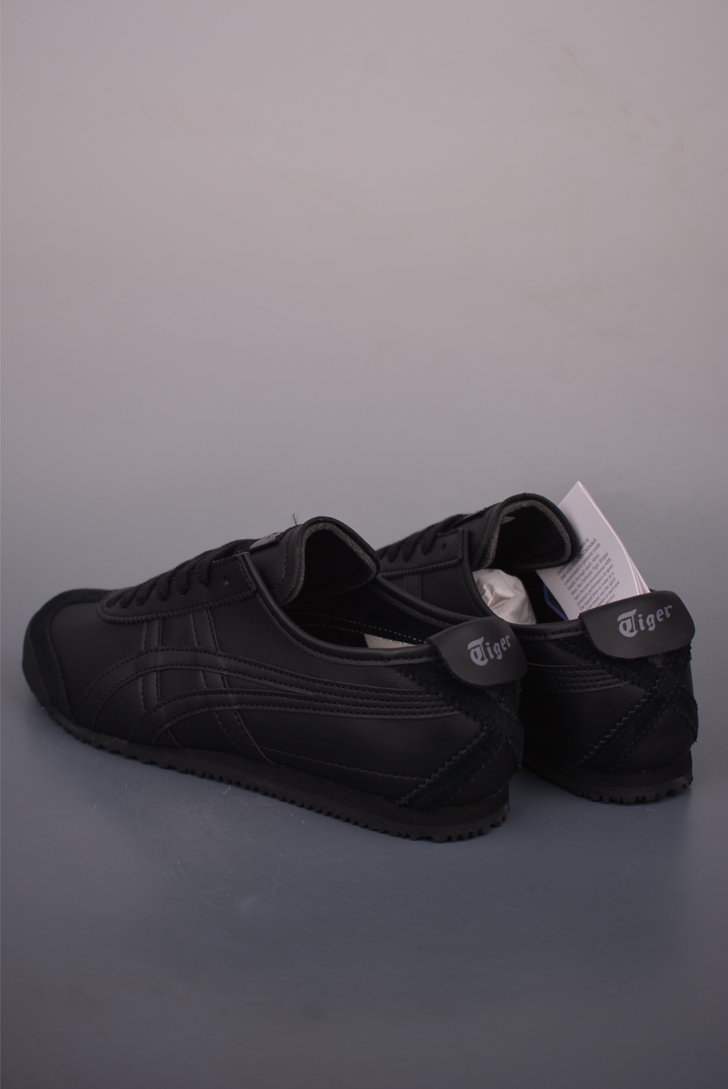130 Asics鬼冢虎 MEXICO 66 NM 做工精赞 D4J2L-909-Chinese UA Cheap High Quatity Brand Clothes Bags handbags Sneakers wholesale wholesaler seller from China Factory suppliers Fashion Clothing Shoes best Quality Beautiful Price 130 Asics鬼冢虎 MEXICO 66 NM 做工精赞 D4J2L-909