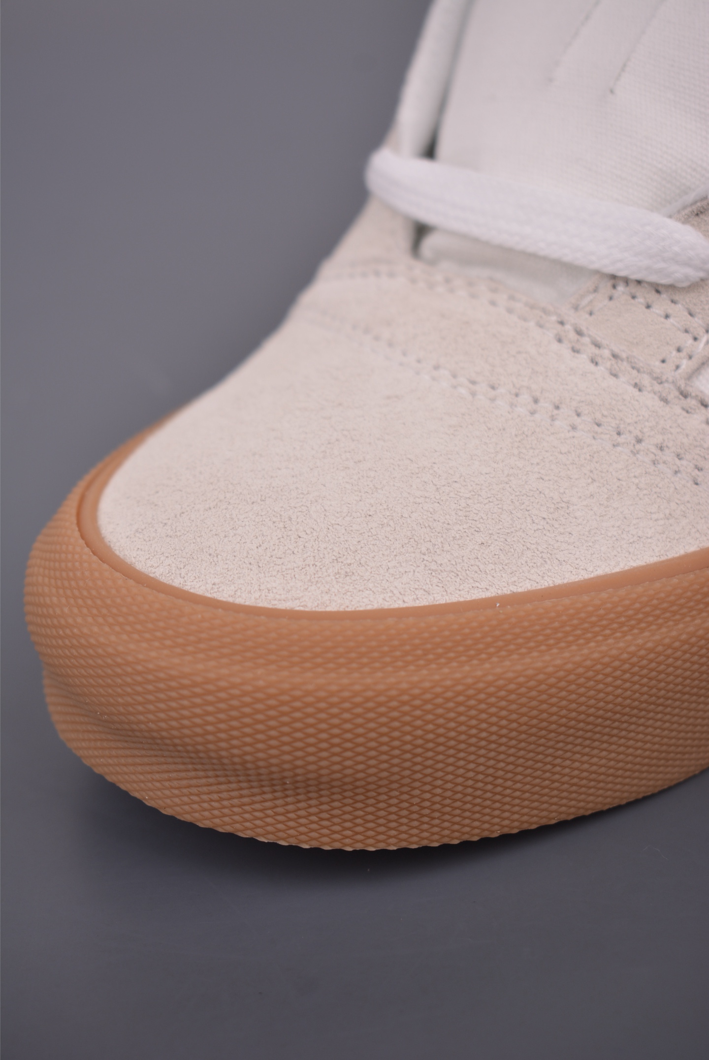 Vans Knu Skool 米白生胶 万斯低帮复古休闲胖胖面包鞋 VN000D22JVY-Top High Quatity Cheap Sneakers Fashion Clothing Clothes Bags handbags Shoes of all Brand wholesale With The best Quality And Beautiful Price from China Factory Chinese suppliers wholesaler seller Vans Knu Skool 米白生胶 万斯低帮复古休闲胖胖面包鞋 VN000D22JVY